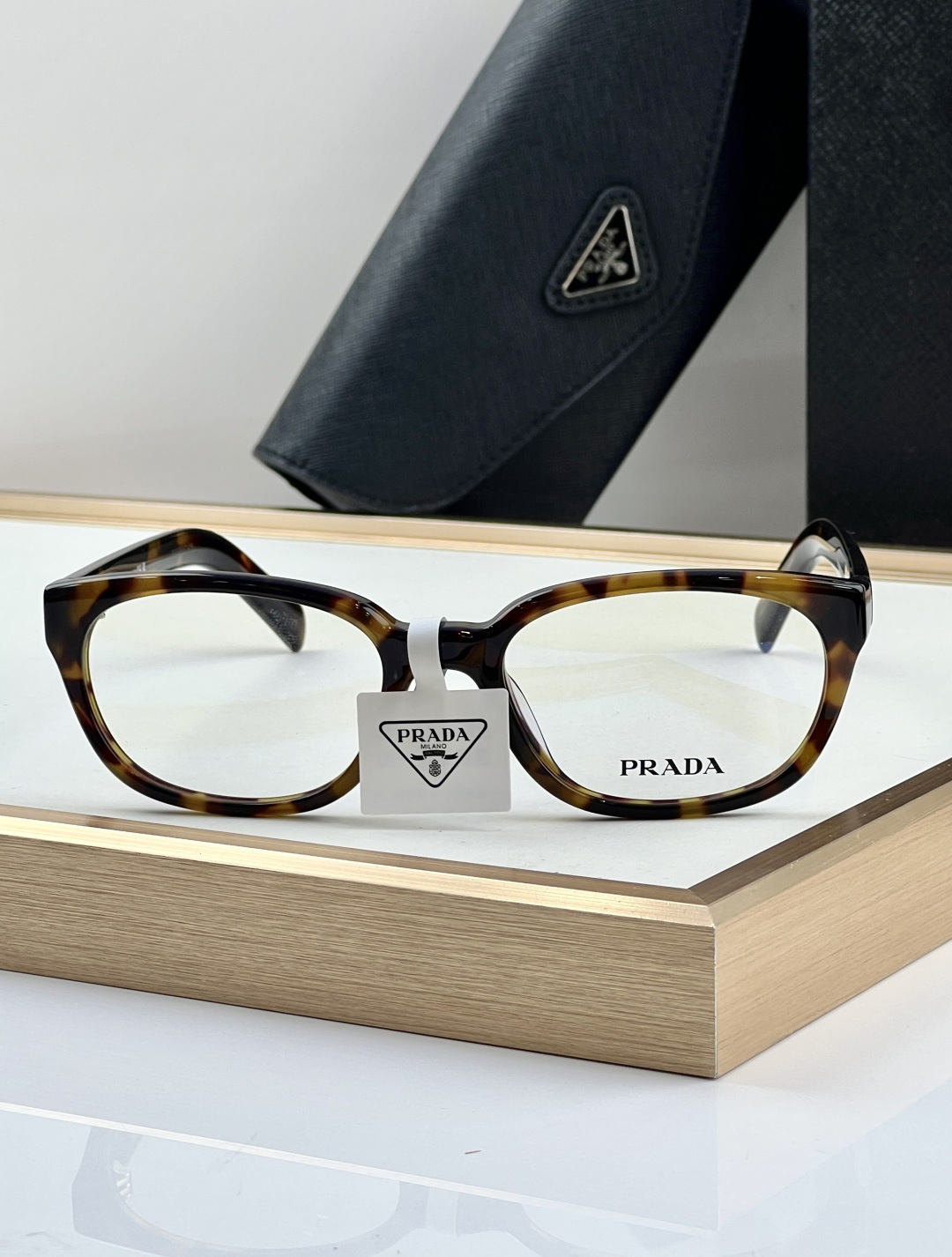 Prada Prada