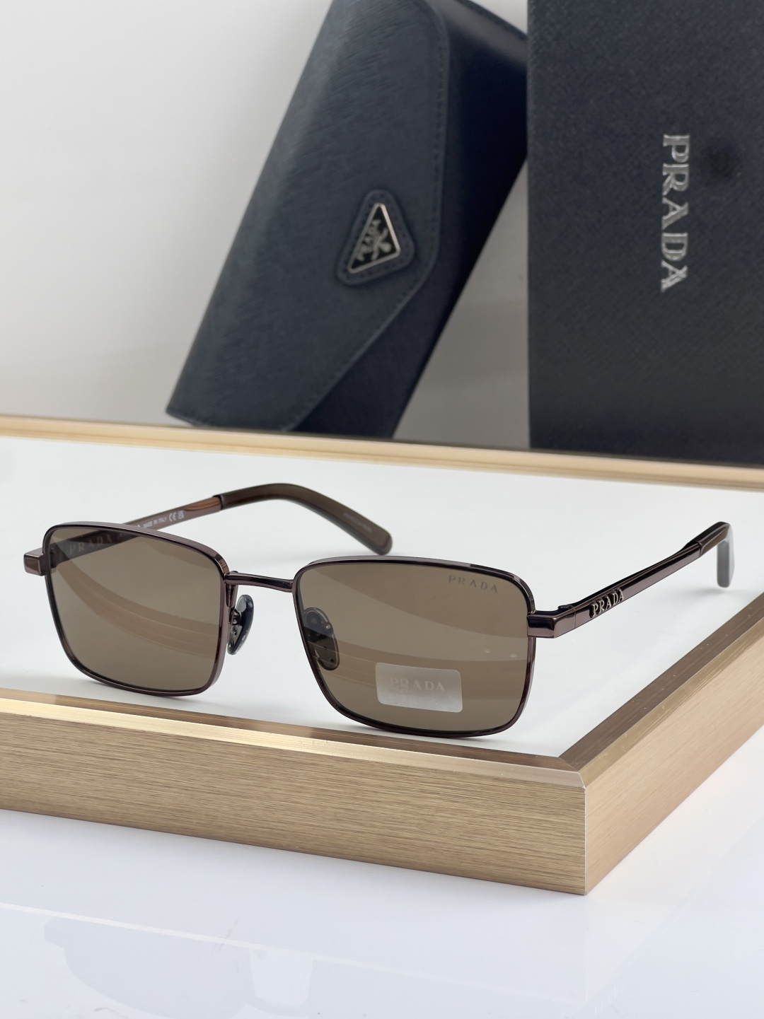 Prada Prada
