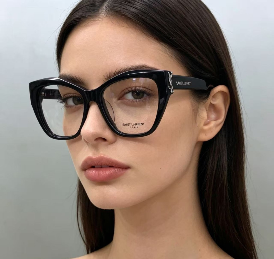 Saint Laurent SAINT LAUREN*