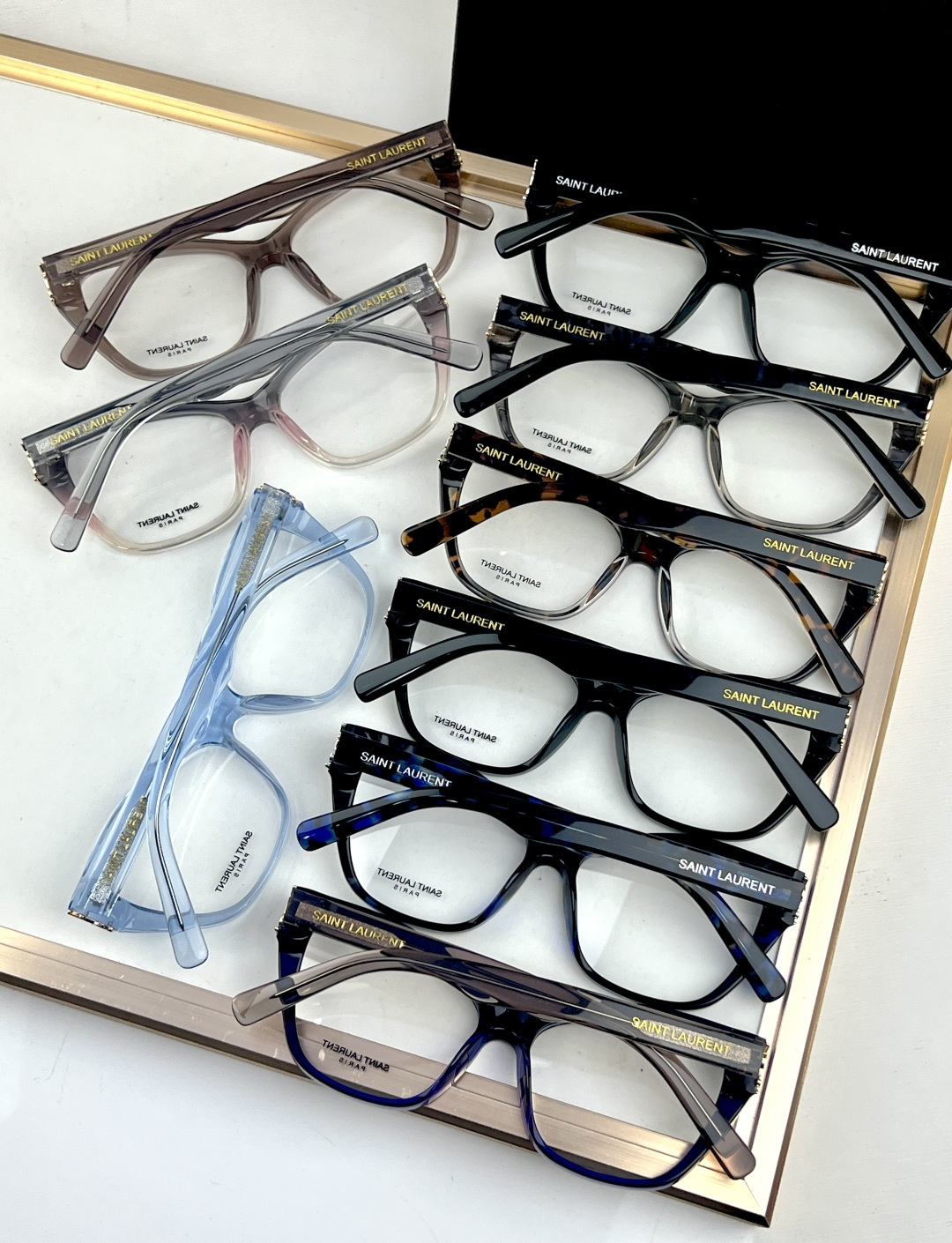 Saint Laurent SAINT LAUREN*