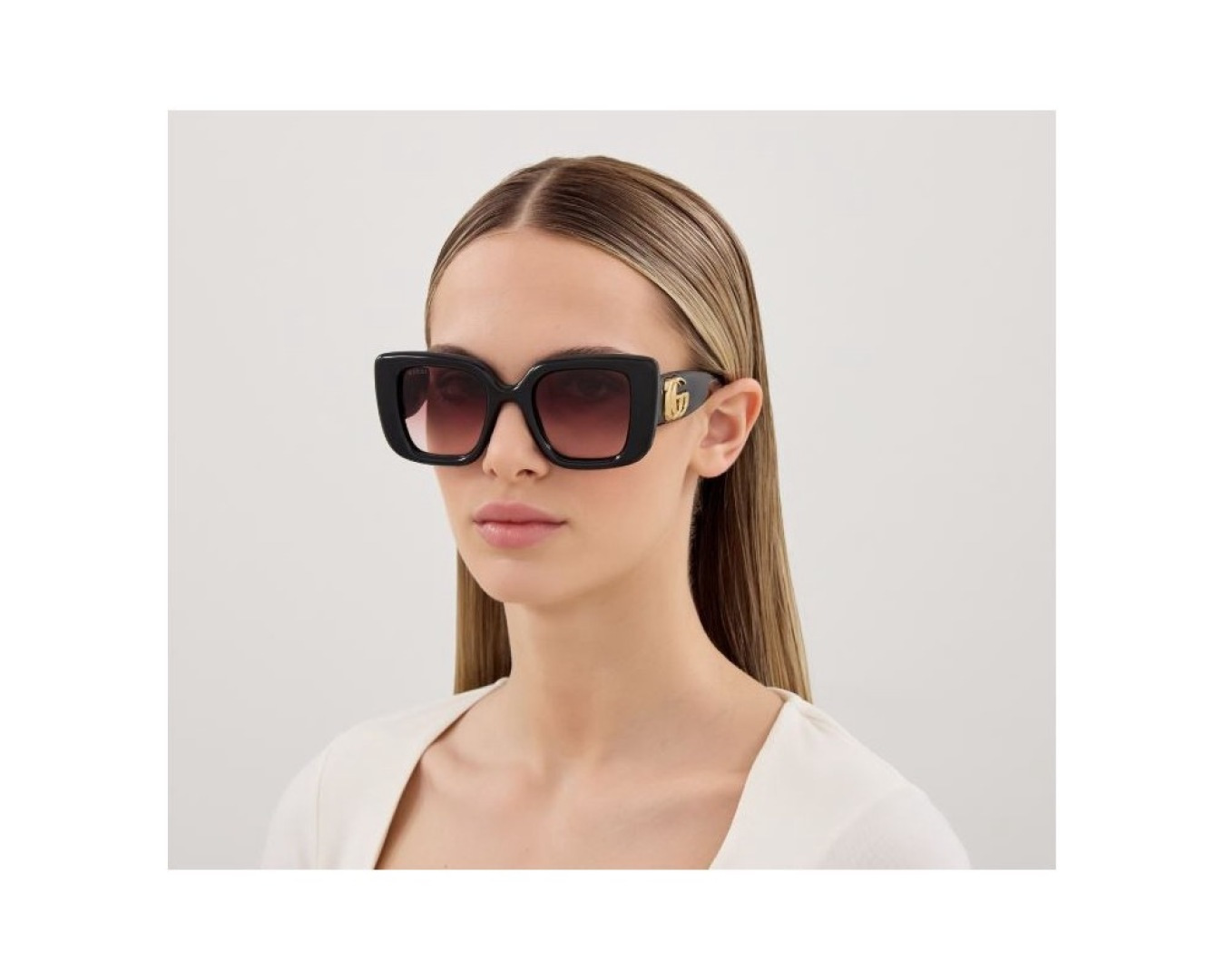 Gucci 𝐆𝐔𝐂𝐂𝐈