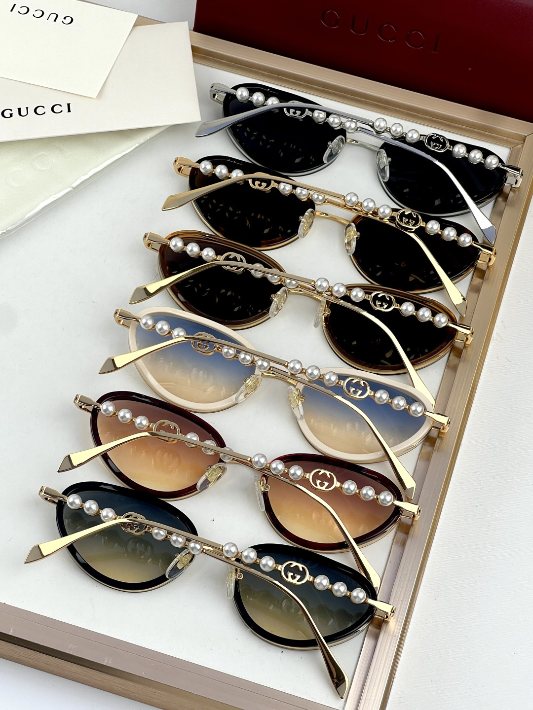 Gucci GUCC*