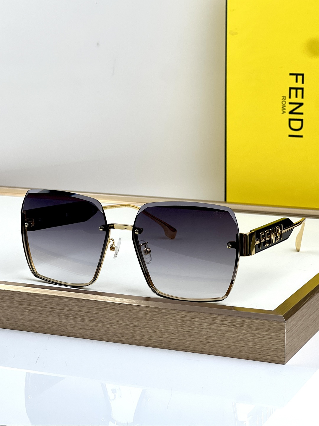 Fendi FENDI
