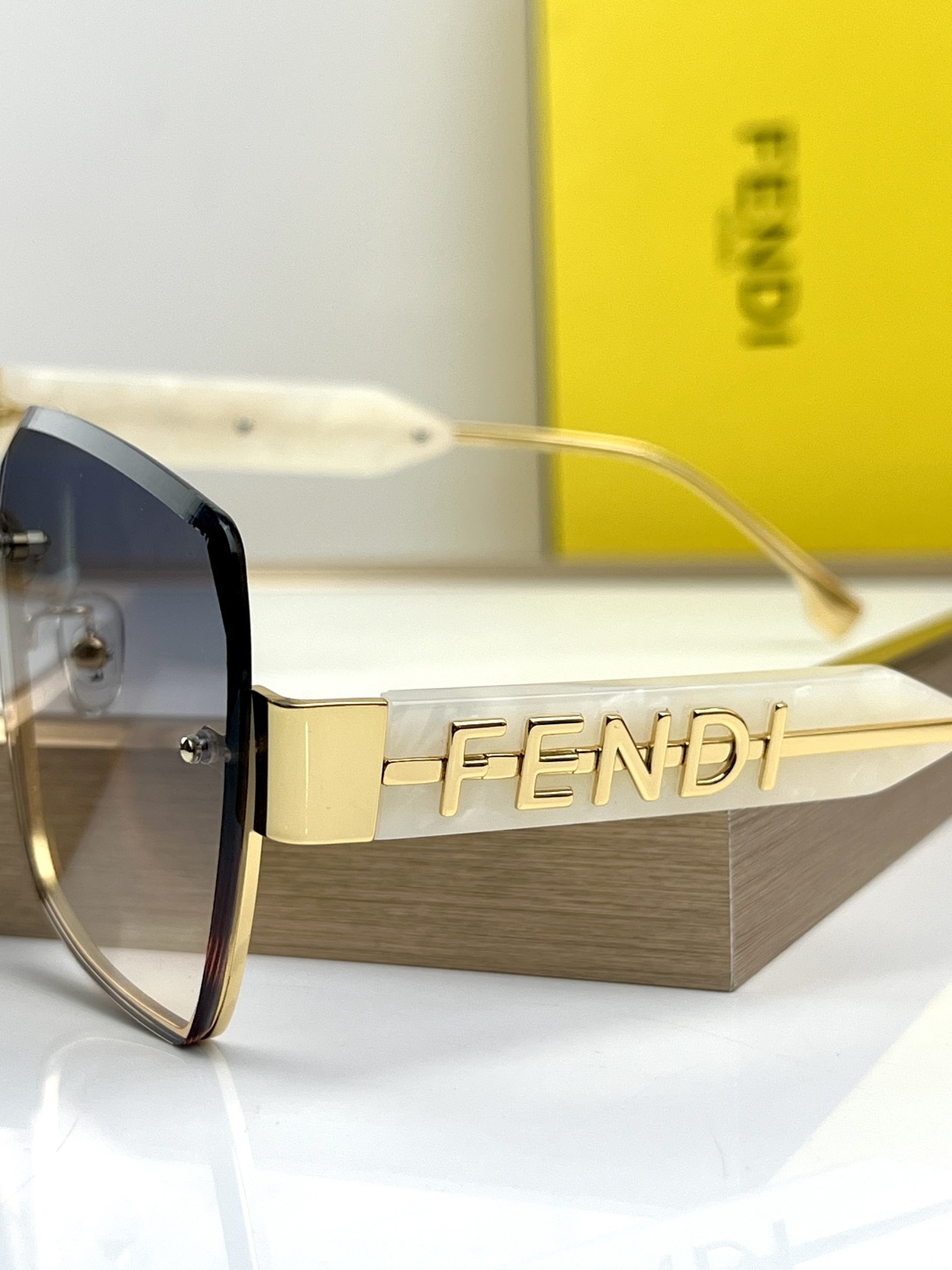 Fendi FENDI