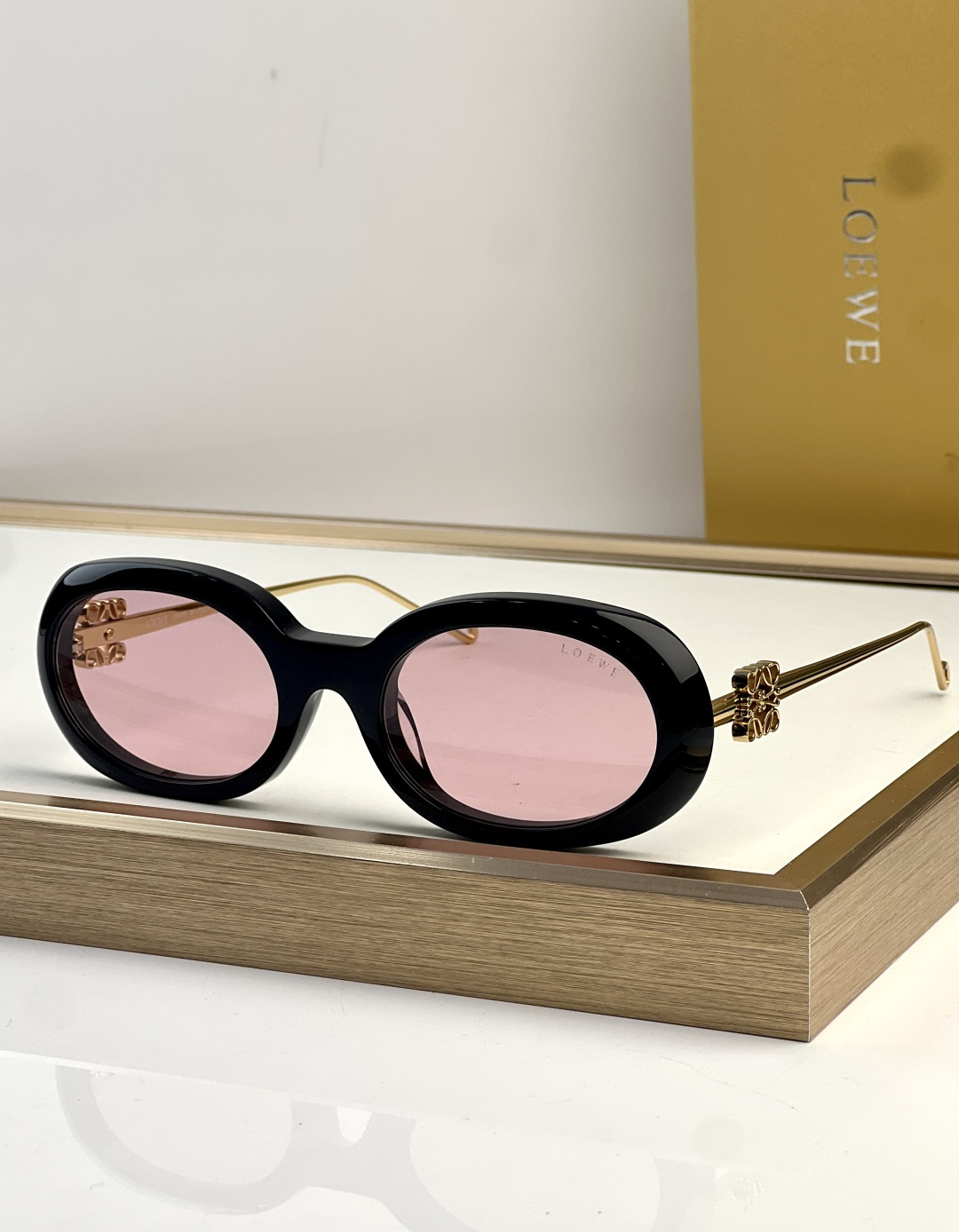 Loewe Loewe
