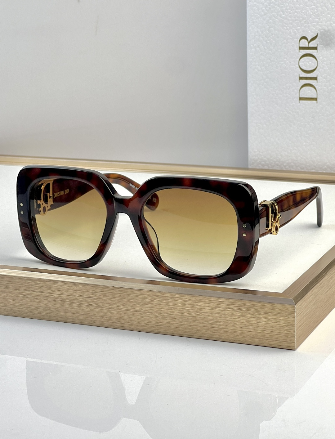 Dior Dior