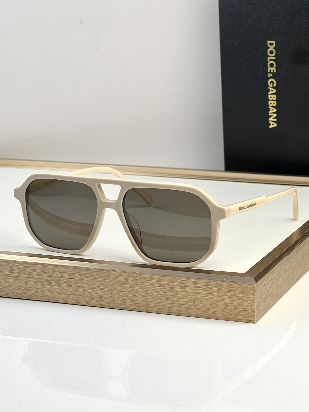 Dolce & Gabbana DOLCE & Dolce & Gabbana