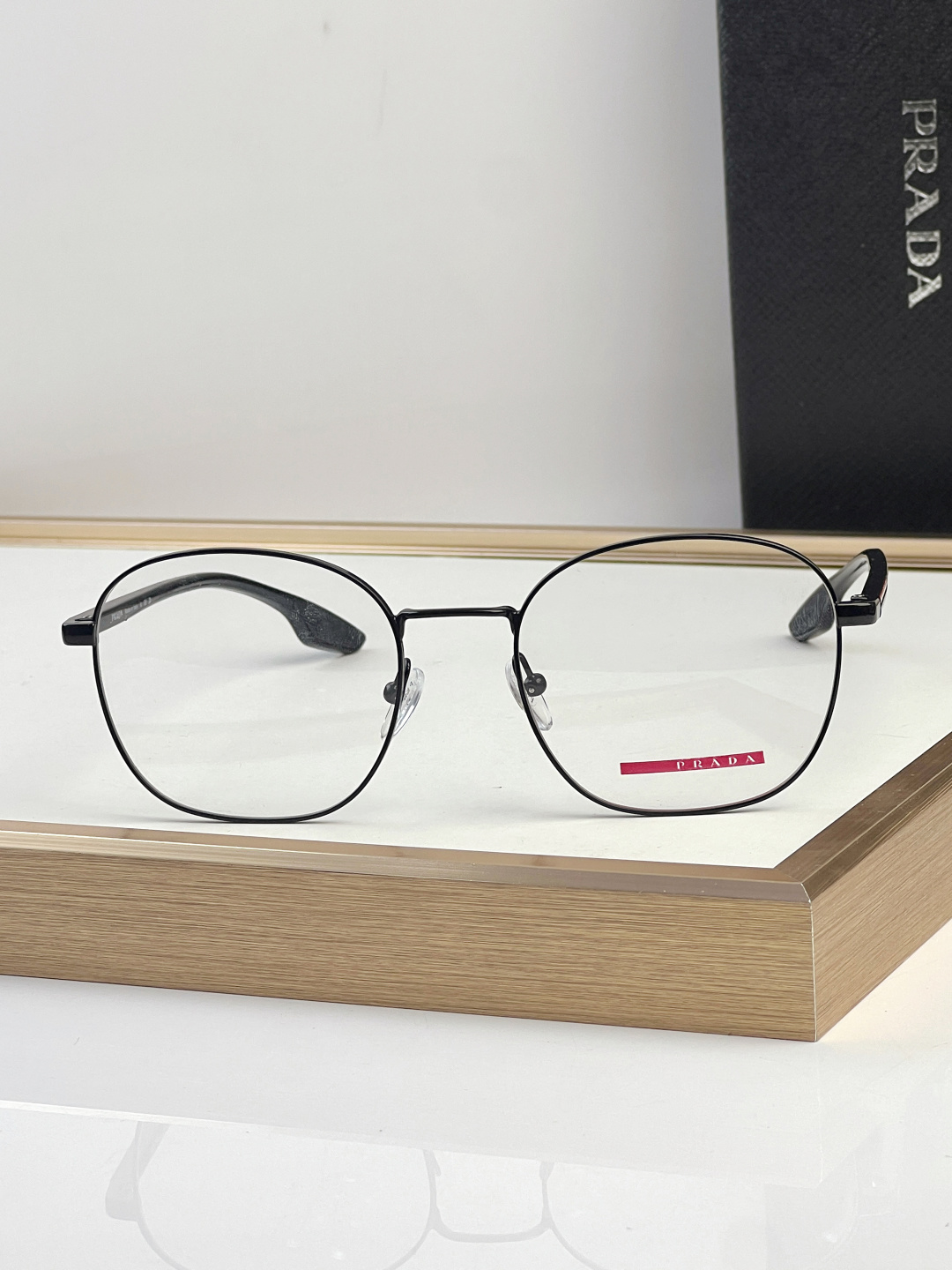 Prada PRAD*