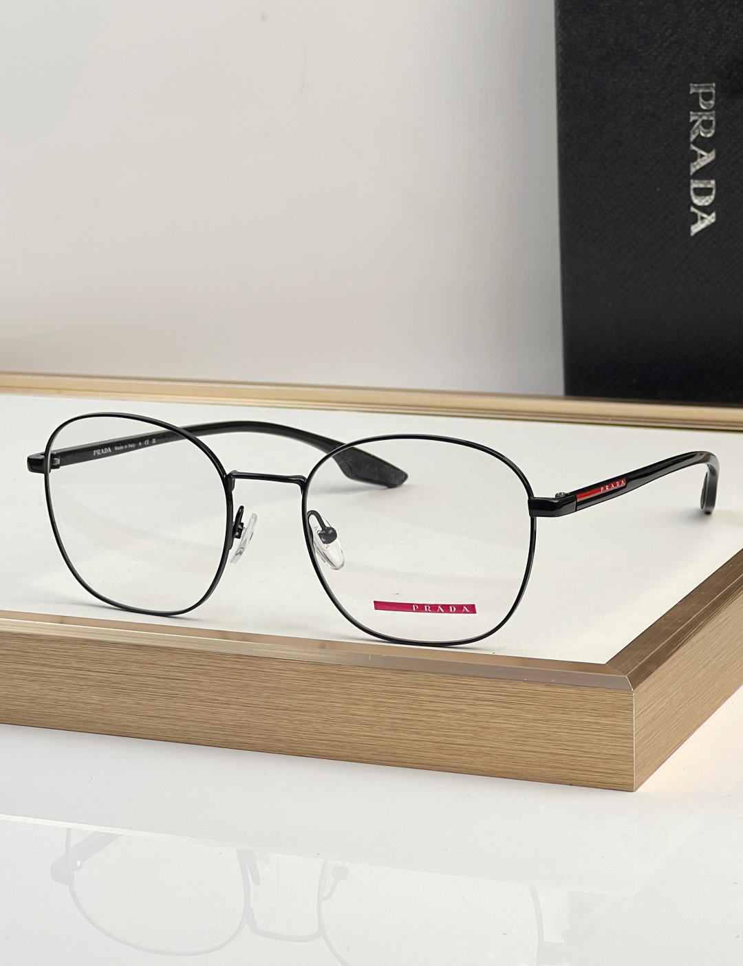 Prada PRAD*