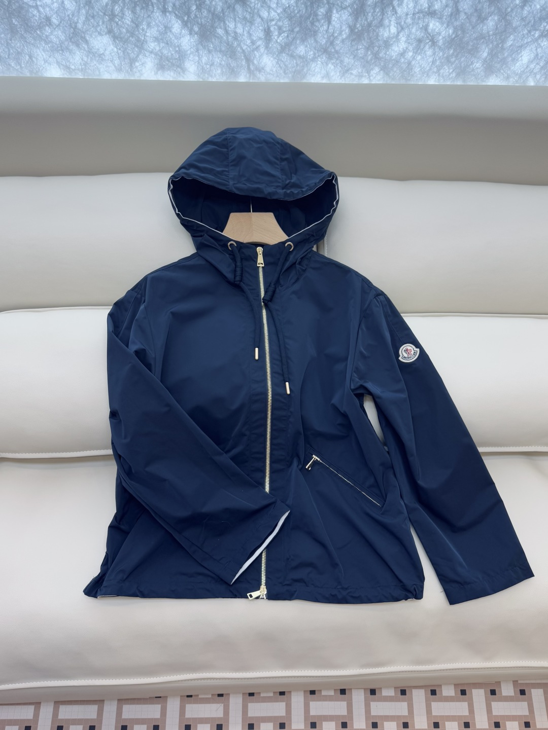 M2361#新款外套🌾Mon 蒙口 拉链款 长袖夹克外套 两色 1/2/3码