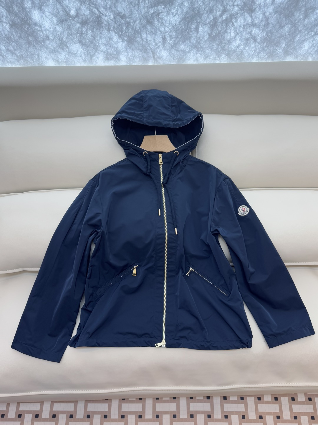 M2361#新款外套🌾Mon 蒙口 拉链款 长袖夹克外套 两色 1/2/3码