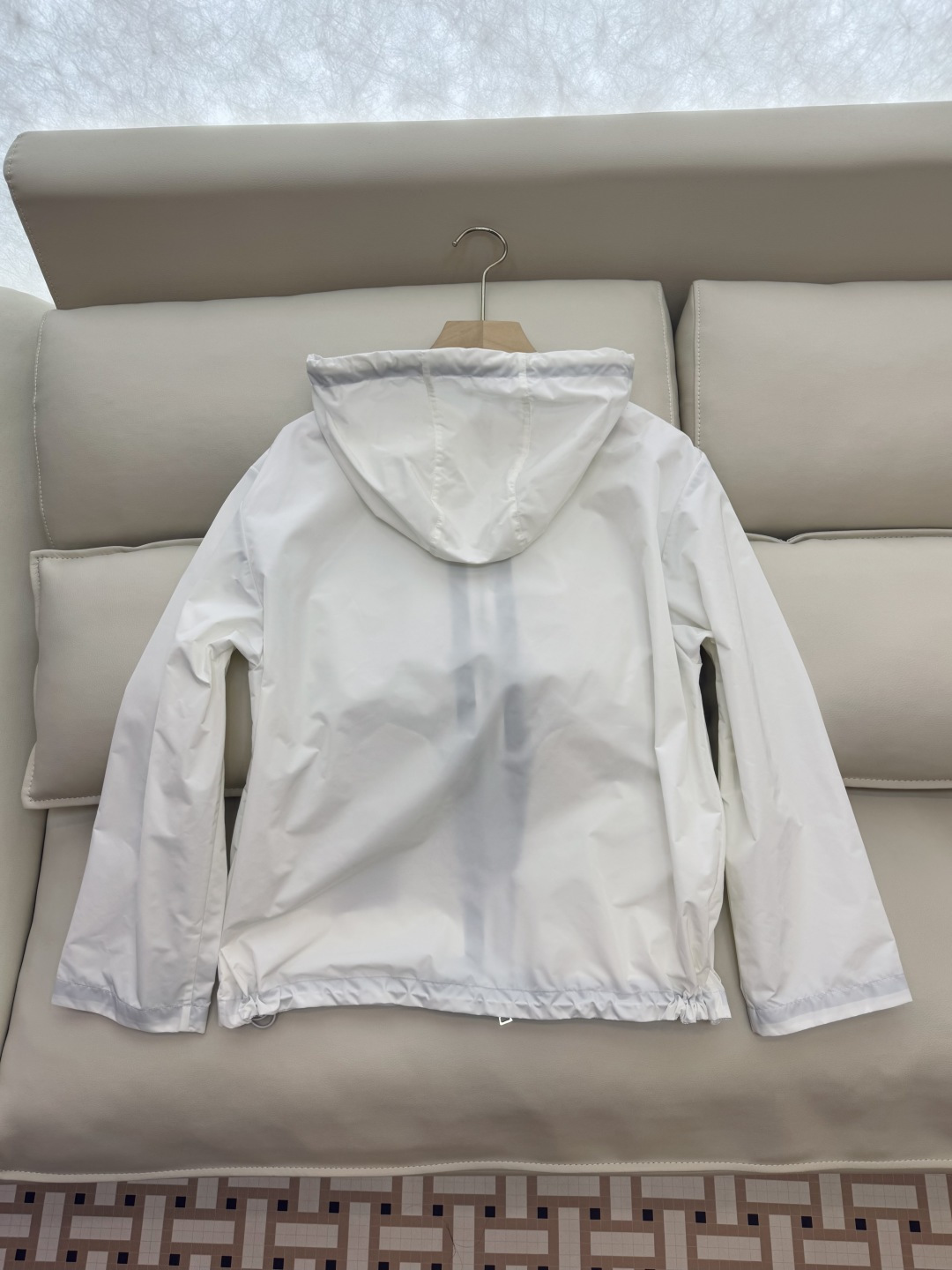 M2361#新款外套🌾Mon 蒙口 拉链款 长袖夹克外套 两色 1/2/3码