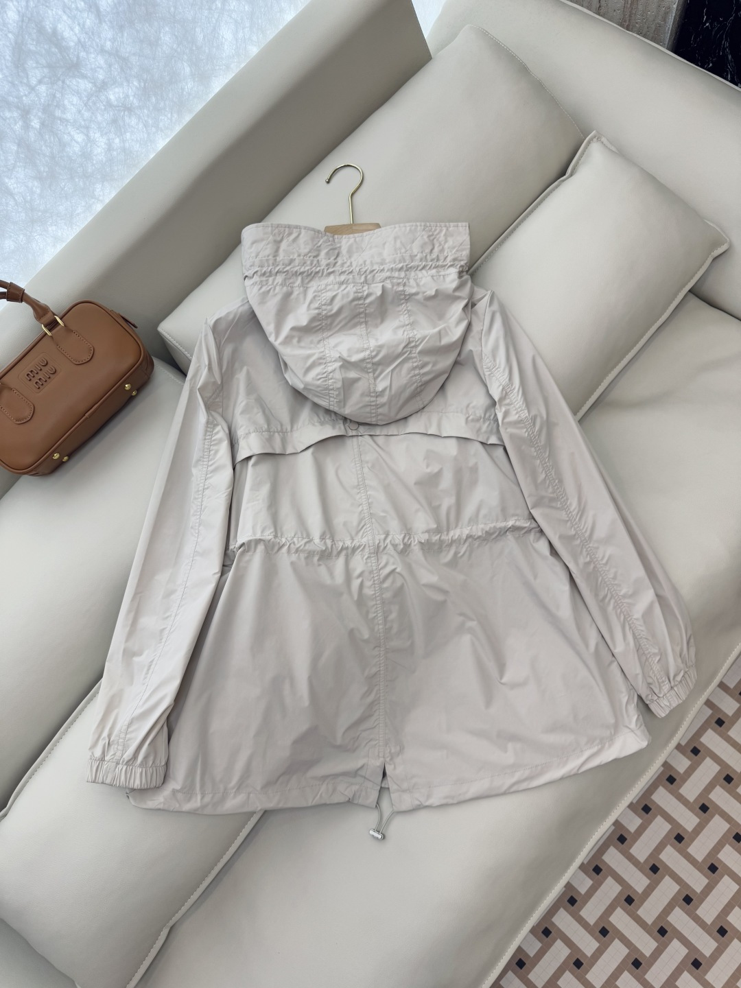 M2201#新款外套🌾LP 顶级版 显瘦抽绳设计外套 四色 38/40/42