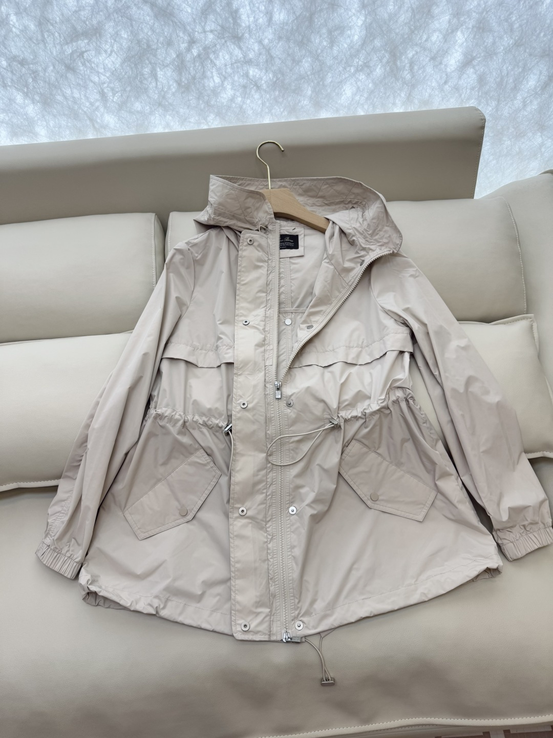 M2201#新款外套🌾LP 顶级版 显瘦抽绳设计外套 四色 38/40/42