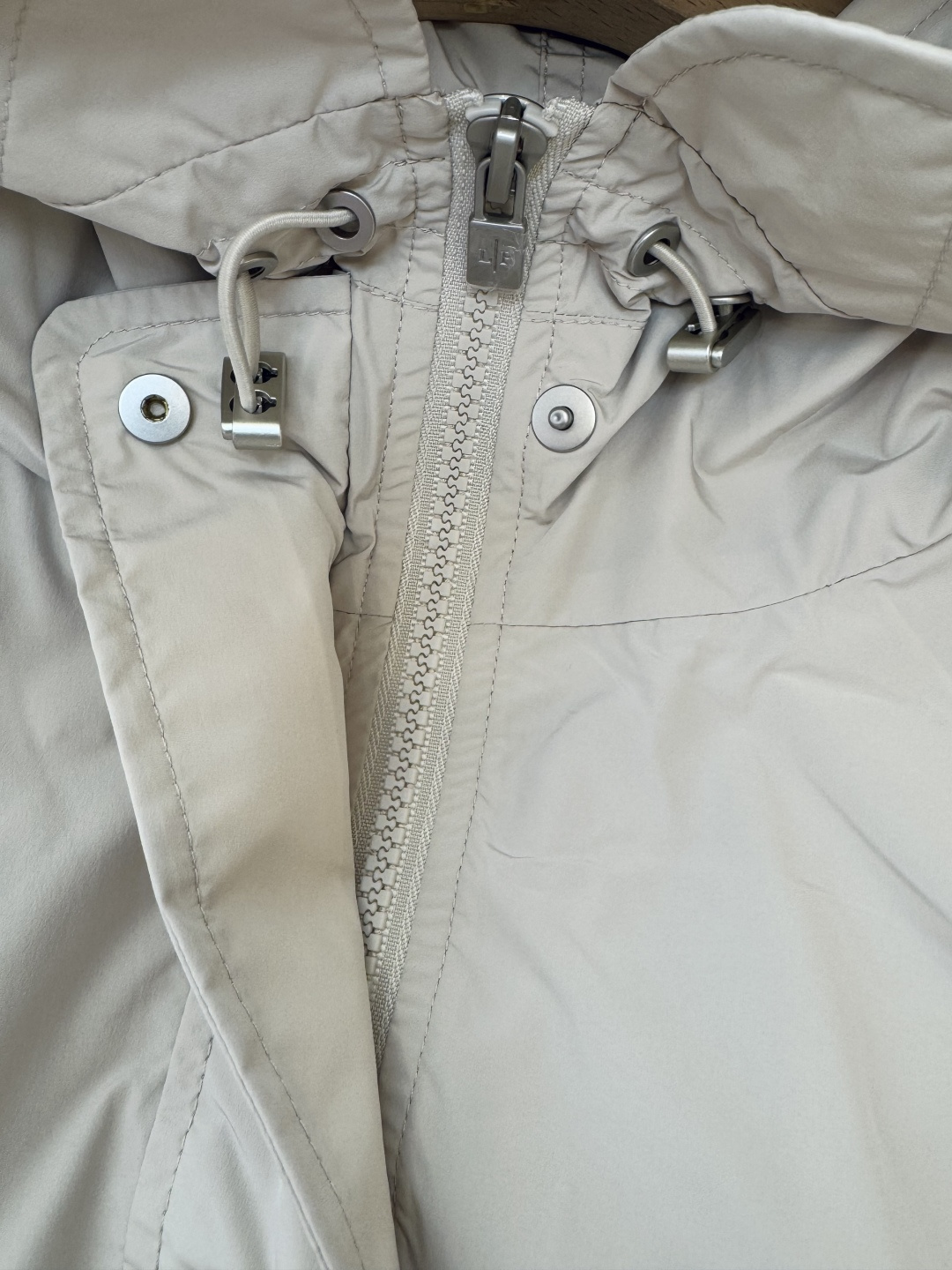 M2201#新款外套🌾LP 顶级版 显瘦抽绳设计外套 四色 38/40/42