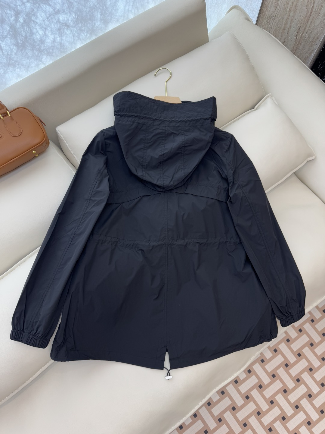 M2201#新款外套🌾LP 顶级版 显瘦抽绳设计外套 四色 38/40/42