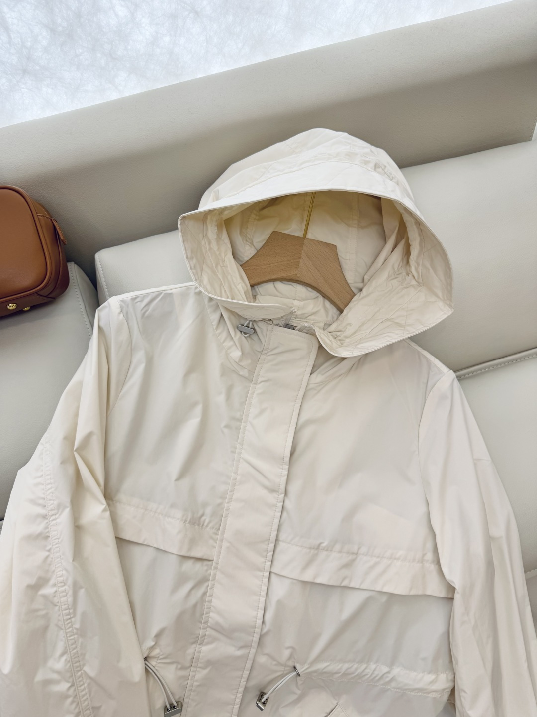 M2201#新款外套🌾LP 顶级版 显瘦抽绳设计外套 四色 38/40/42