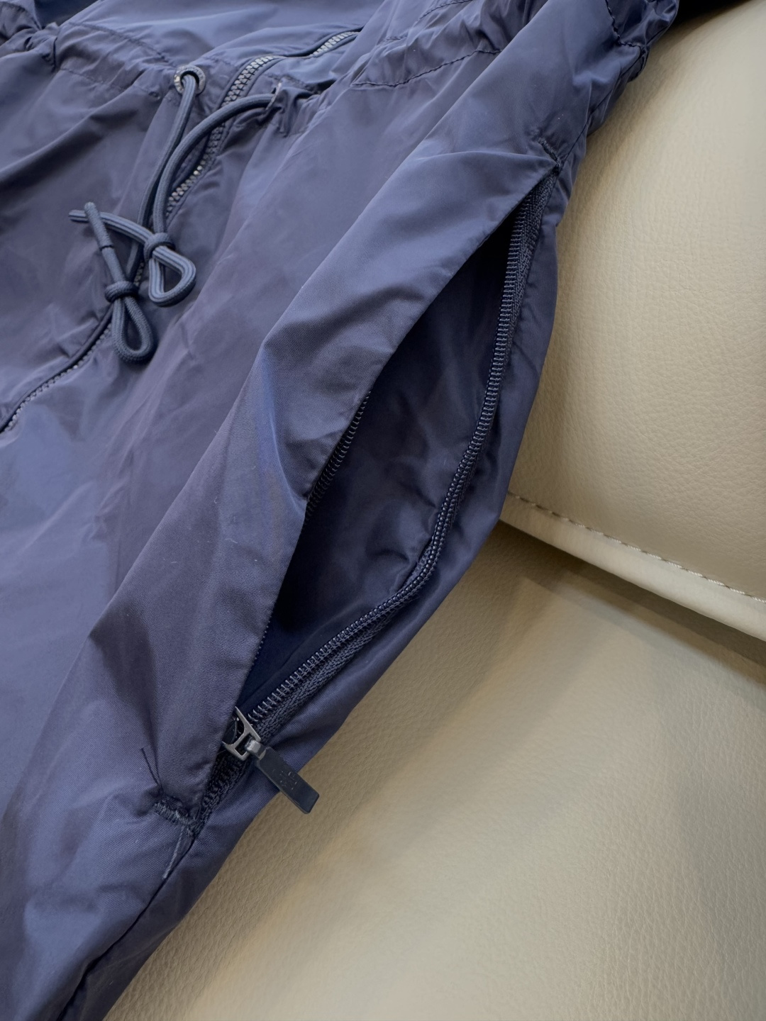 M2376#新款外套🌾Mon 蒙口 抽绳款 拉链款带帽风衣外套 黑色 米色 藏青色 0-1-2码