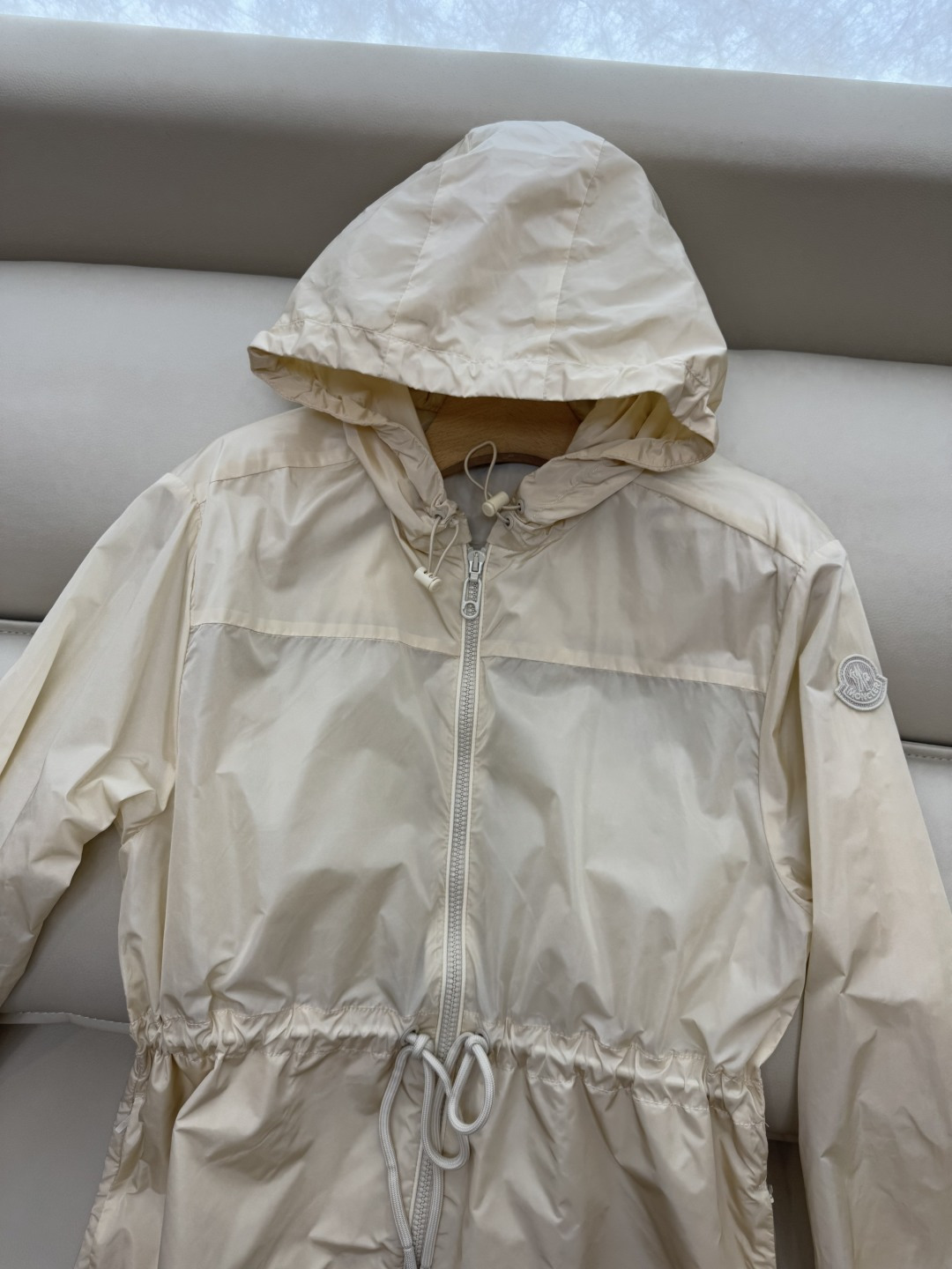 M2376#新款外套🌾Mon 蒙口 抽绳款 拉链款带帽风衣外套 黑色 米色 藏青色 0-1-2码