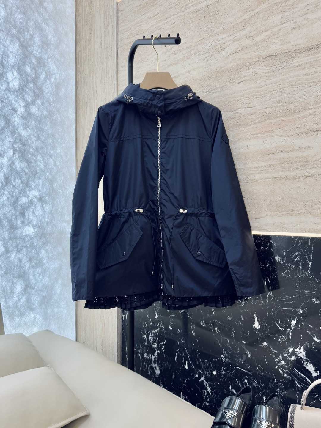 NO:455647,M2319# new jacket Mon masked ruffled zipper jacket Navy blue Size 2-3-4, Moncler, jackets & coats, alexander wang19860909M2319#新款外套 Mon 蒙口 荷叶边显瘦拉链款外套 藏青色 2-3-4码,,Moncler,jackets & coats,alexander wang,Women's clothing