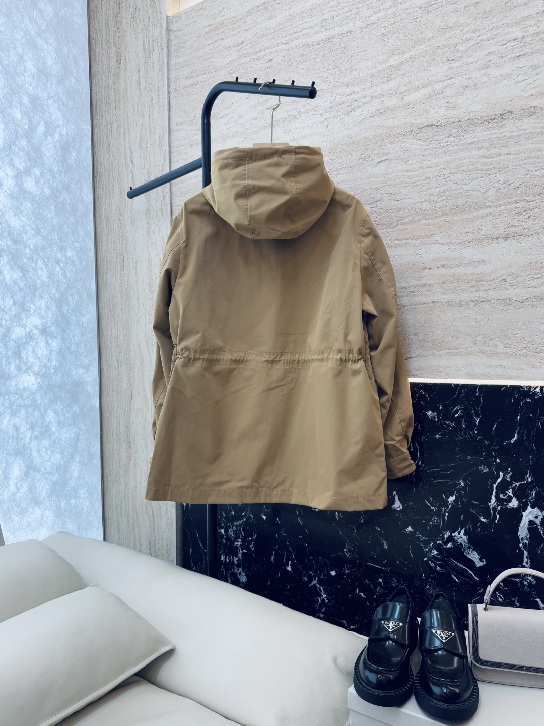 P851 Women’s Suit by Ms. Moncler Theberon: Stylish, Functional, and Ready for Sale - 图片 2