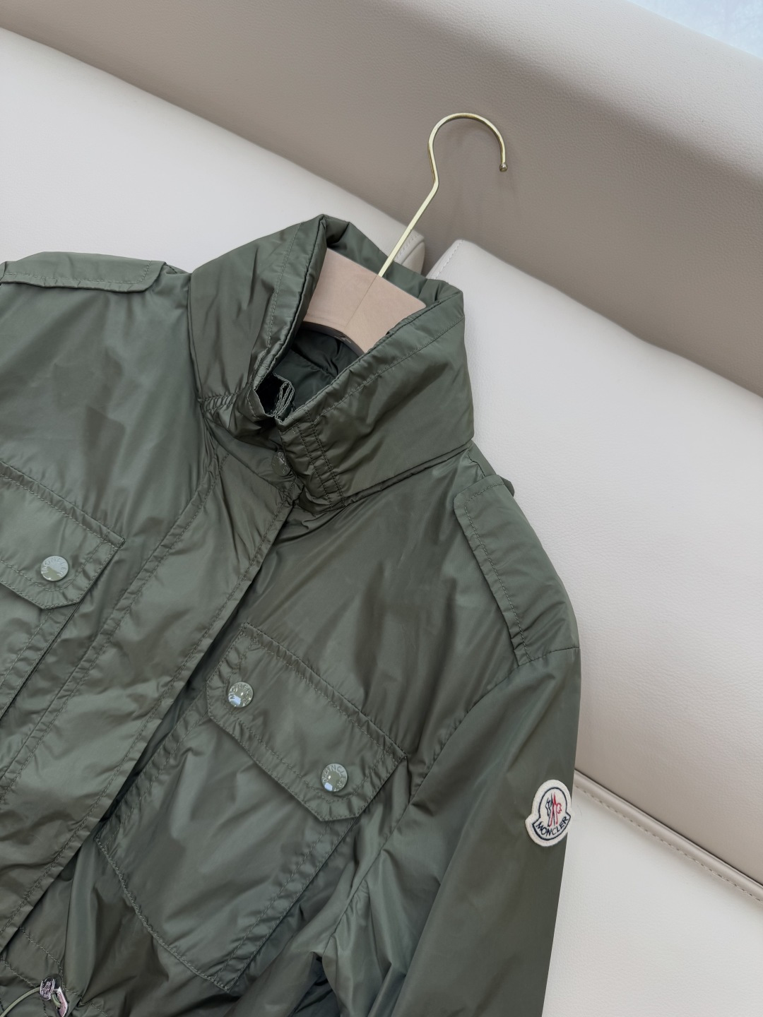 M2331#新款外套🌾Mon 蒙口 显瘦立领短外套 黑色 军绿色 1-2-3码