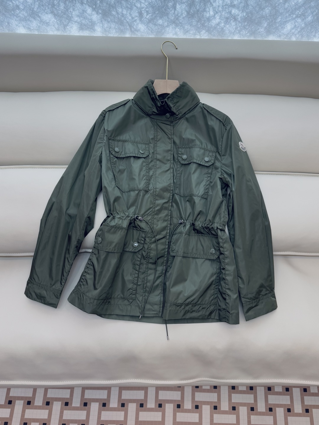 M2331#新款外套🌾Mon 蒙口 显瘦立领短外套 黑色 军绿色 1-2-3码