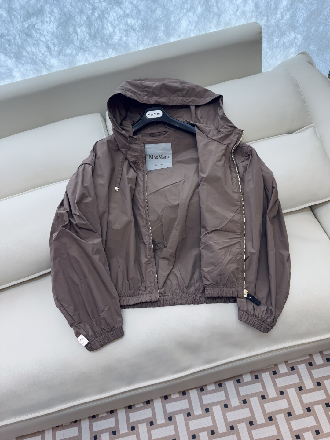 M2367#新款外套🌾Max 长袖拉链款短外套 咖啡色 米色 38/40/42