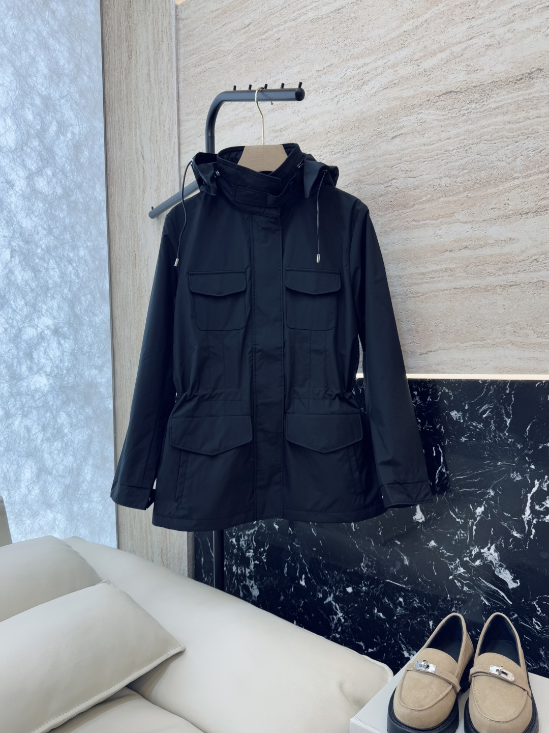 M2358#新款外套🌾LP 顶级版 夹棉 显瘦抽绳设计短外套 两色 38/40/42