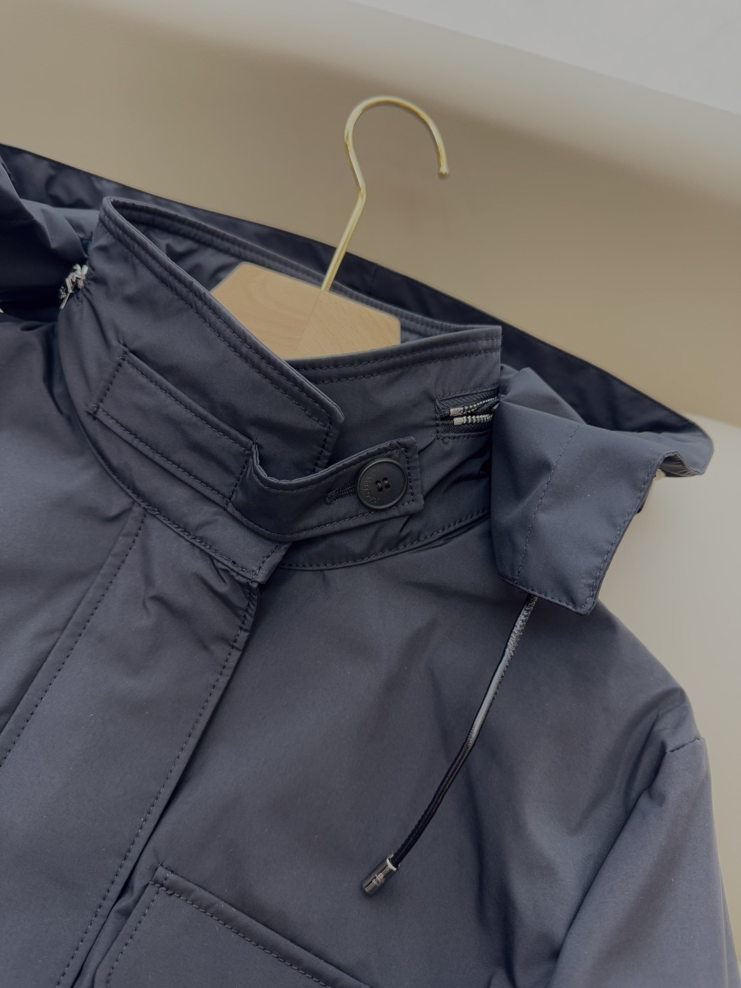 M2358#新款外套🌾LP 顶级版 夹棉 显瘦抽绳设计短外套 两色 38/40/42