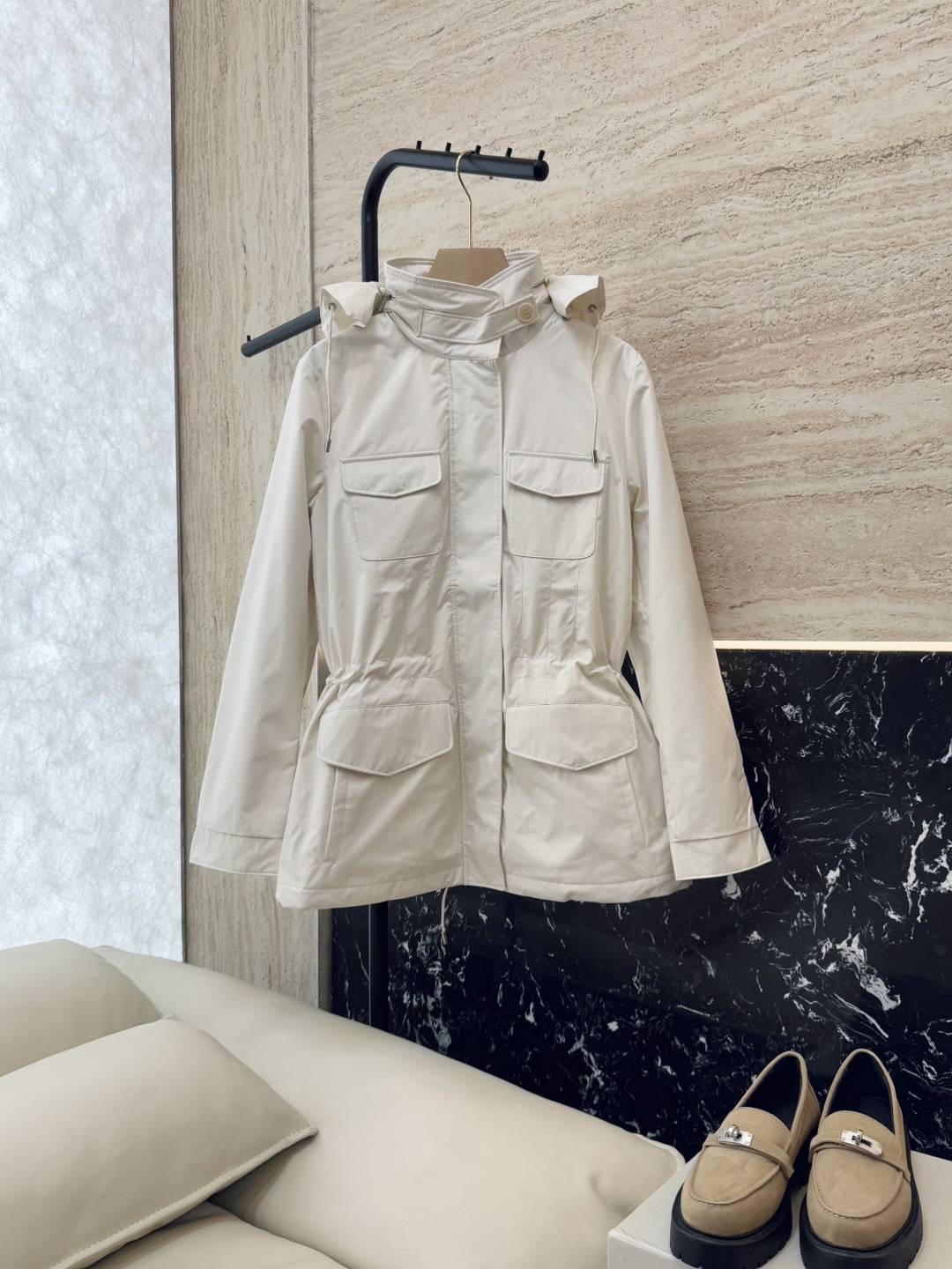 NO:455570,M2358# new jacket LP top version clamp cotton slim drawstring design short jacket Two colors 38/40/42,,loro piana,jackets & coats,alexander wang19860909M2358#新款外套 LP 顶级版 夹棉 显瘦抽绳设计短外套 两色 38/40/42,,loro piana,jackets & coats,alexander wang,Women's clothing
