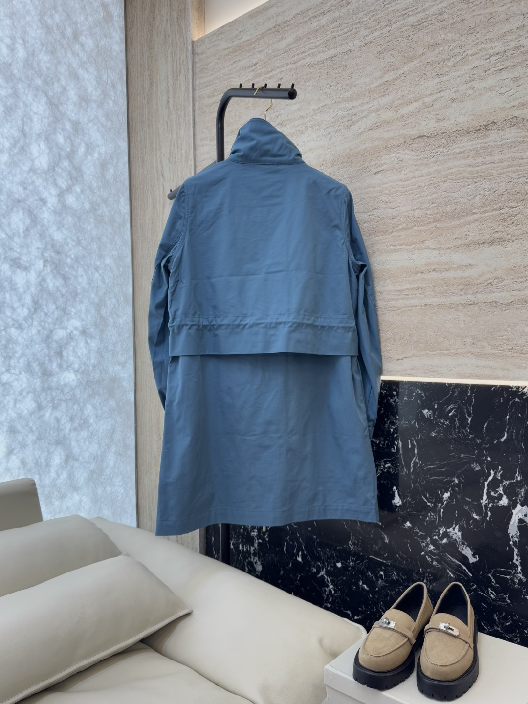 M2356-L #新款外套🌾Max 立领 顶级版 显瘦抽绳设计长外套 三色 38/40/42