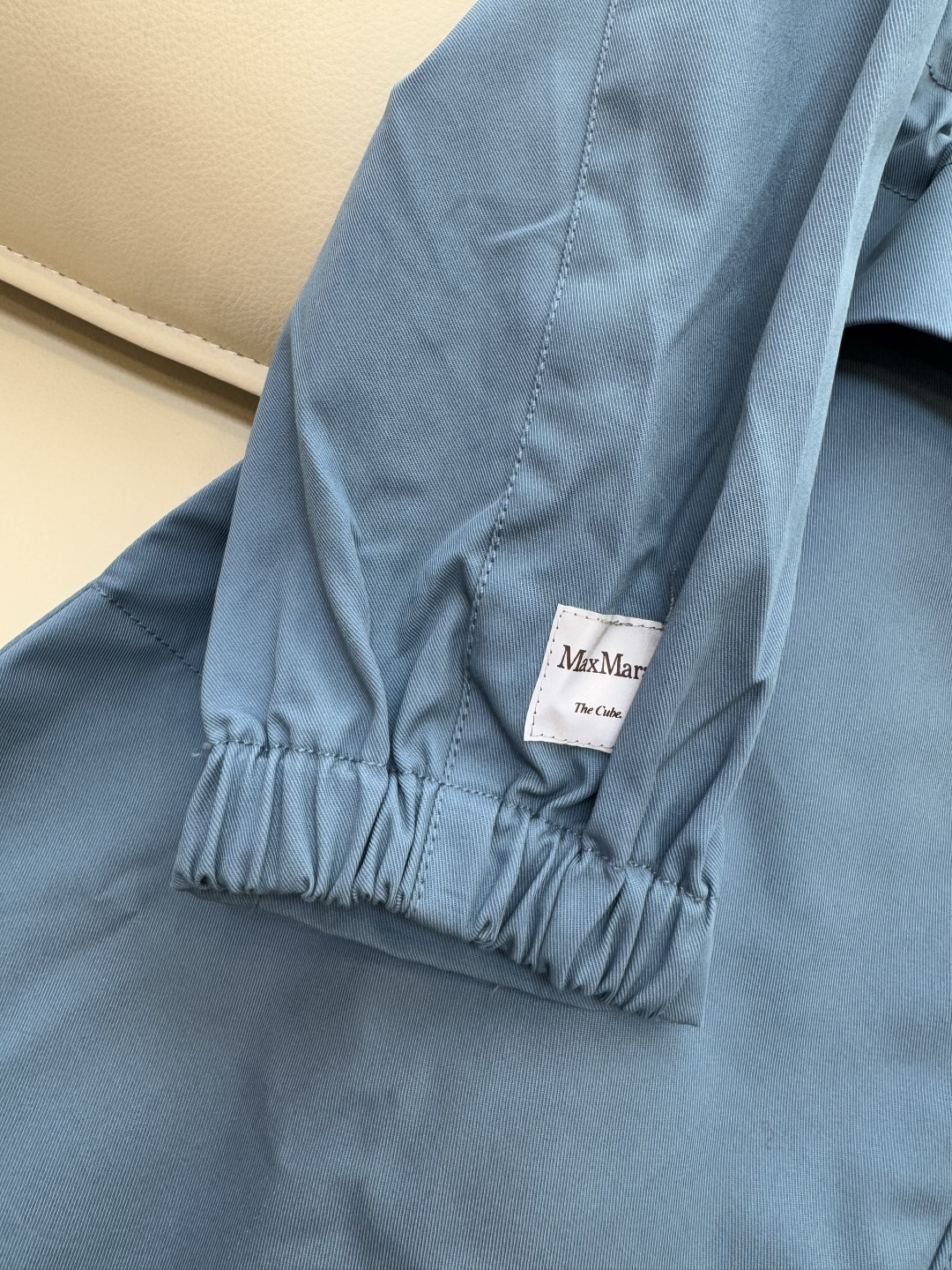 M2356-L #新款外套🌾Max 立领 顶级版 显瘦抽绳设计长外套 三色 38/40/42