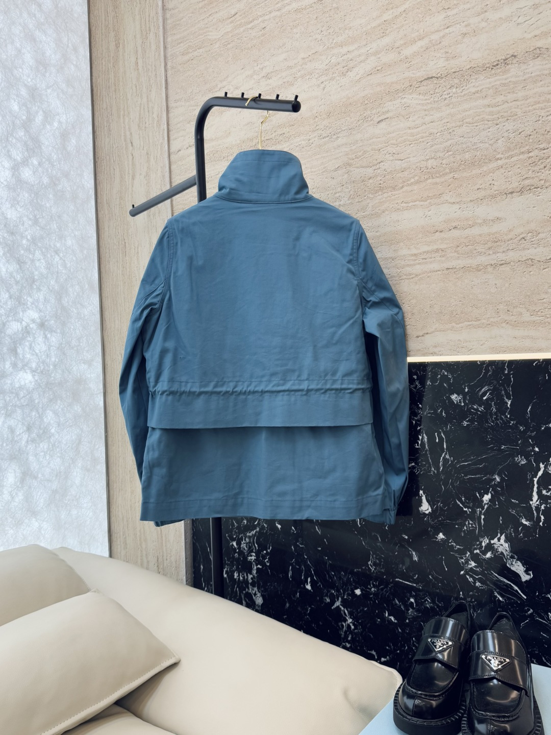 M2356#新款外套🌾Max 立领 顶级版 显瘦抽绳设计短外套 三色 38/40/42