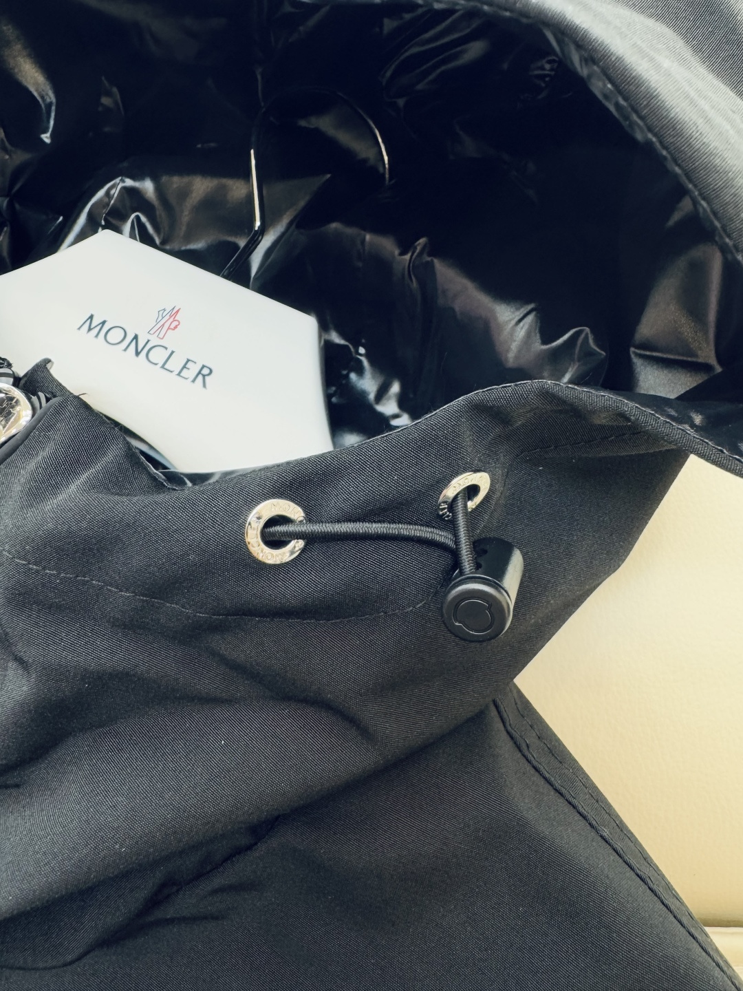 M2351#新款风衣🌾Mon蒙口 防风显瘦 长款风衣 黑色 1-2-3码