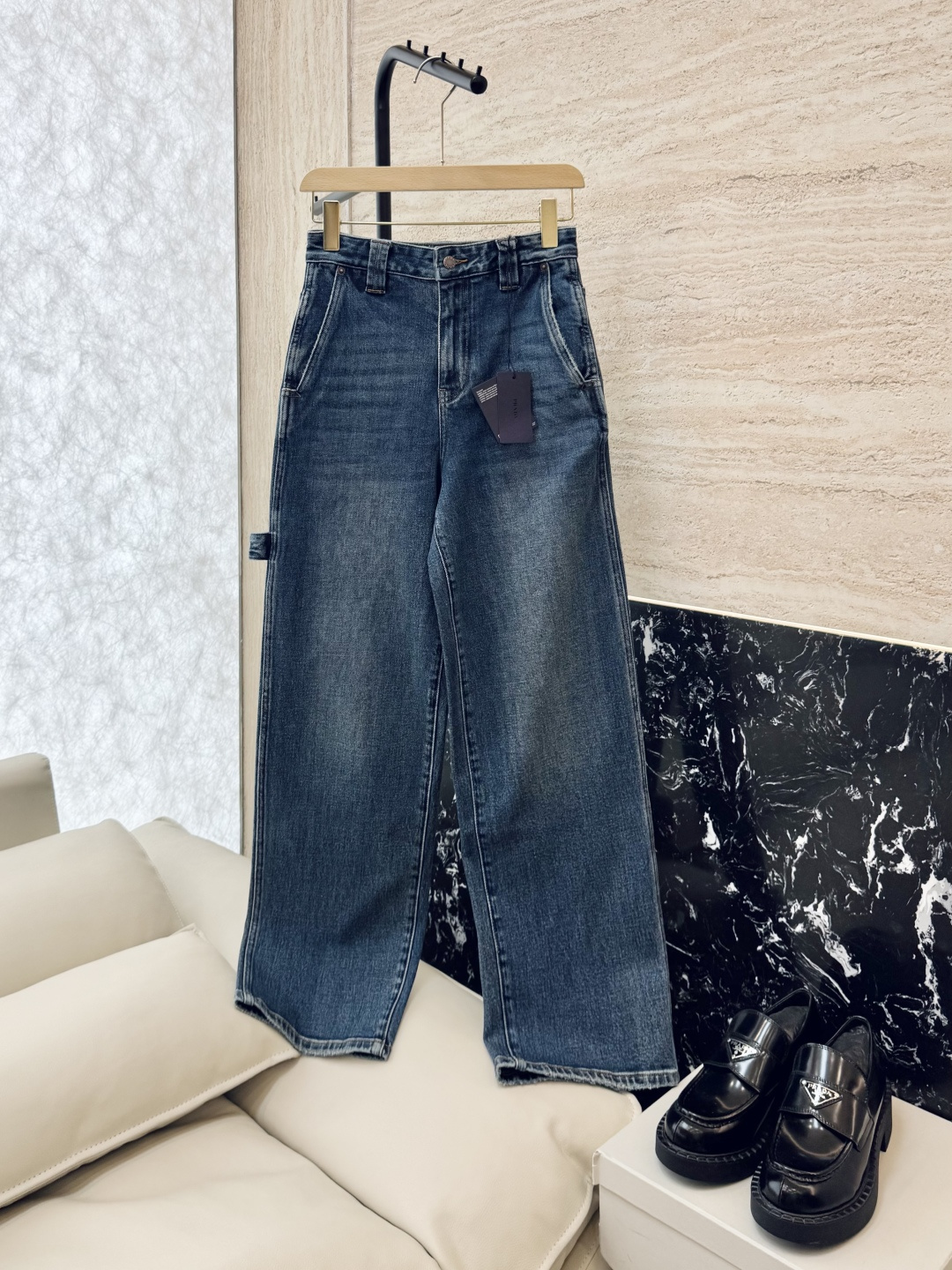 NO:466022,CX057# new style jeans PR triangle label denim cotton slimming jeans size 26-30, jeans, alexander wang19860909CX057#新款牛仔裤 PR三角标 牛仔棉显瘦牛仔裤 26-30码,,jeans,alexander wang,Women's clothing