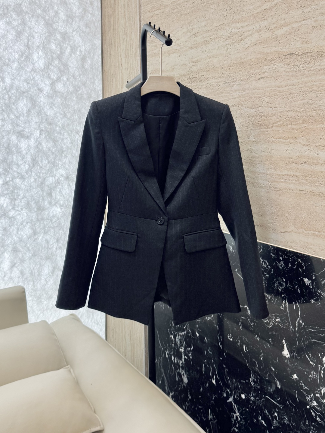 NO:435332,WH014# MQ McQueen 35 wool striped print super slim long-sleeved blazer grey SML,,alexander mcqueen,jackets & coats,business suit,alexander wang19860909WH014# MQ麦昆 35 羊毛 条纹印花超级显瘦长袖西装外套 灰色 SML,,alexander mcqueen,jackets & coats,business suit,alexander wang,Women's clothing