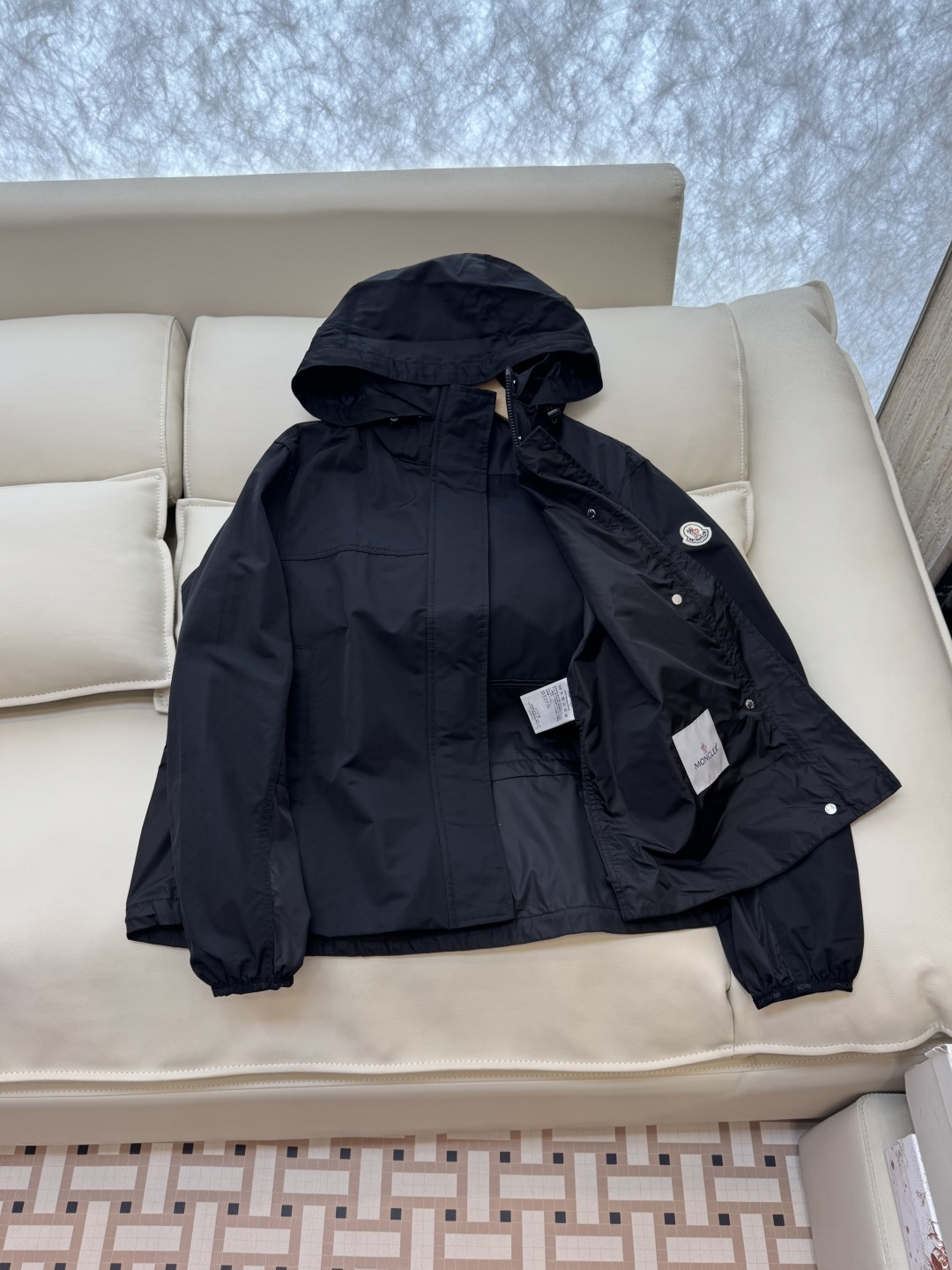 M2364#新款外套🌾Mon蒙口 抽绳设计 长袖拉链款夹克外套 黑色 军绿色 1/2/3码