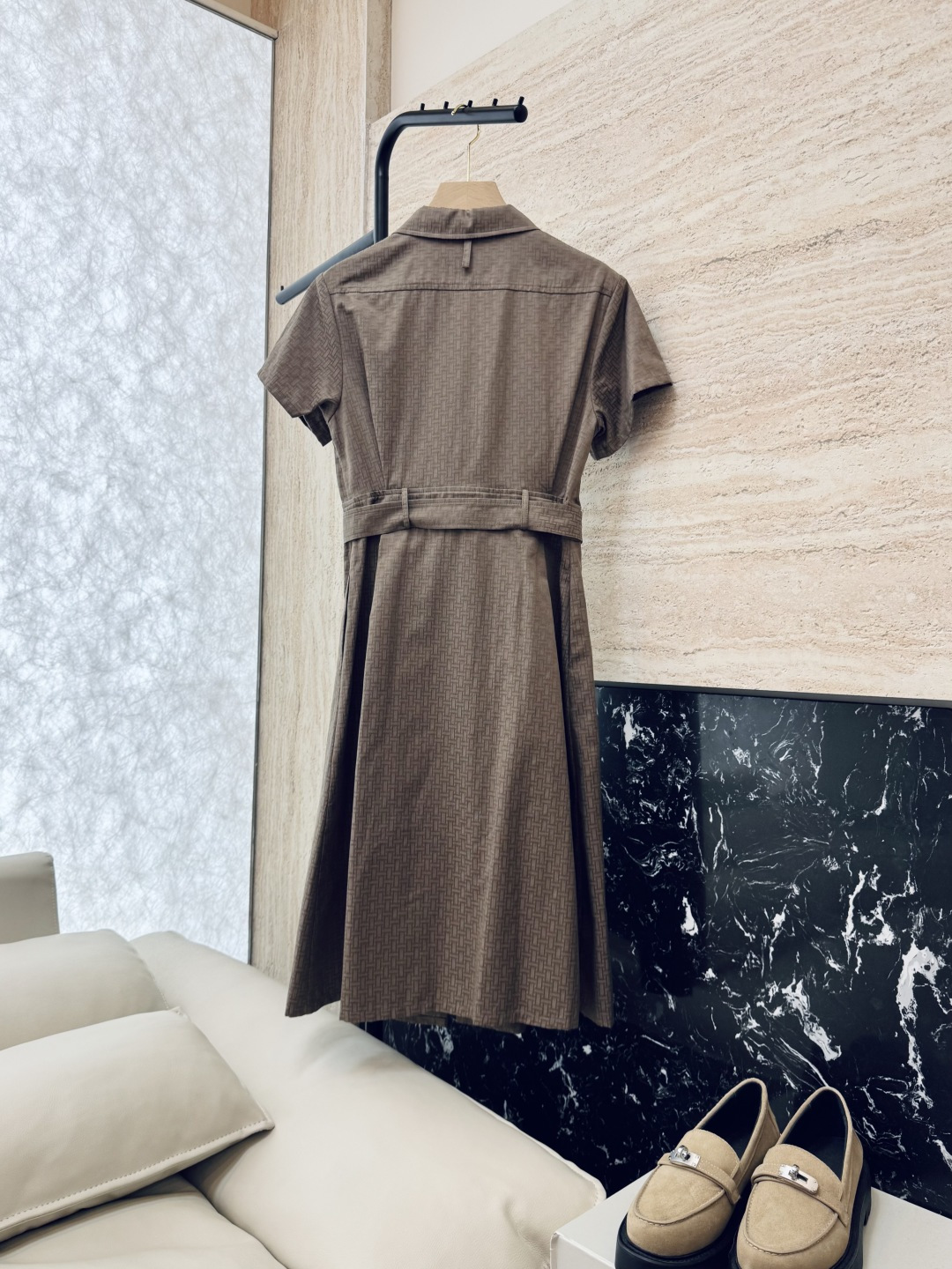 QGL003#新款连衣裙💕Hermes H家 爱马仕 H字母暗纹 短款拉链款 连衣裙 黑色 燕麦咖色 白