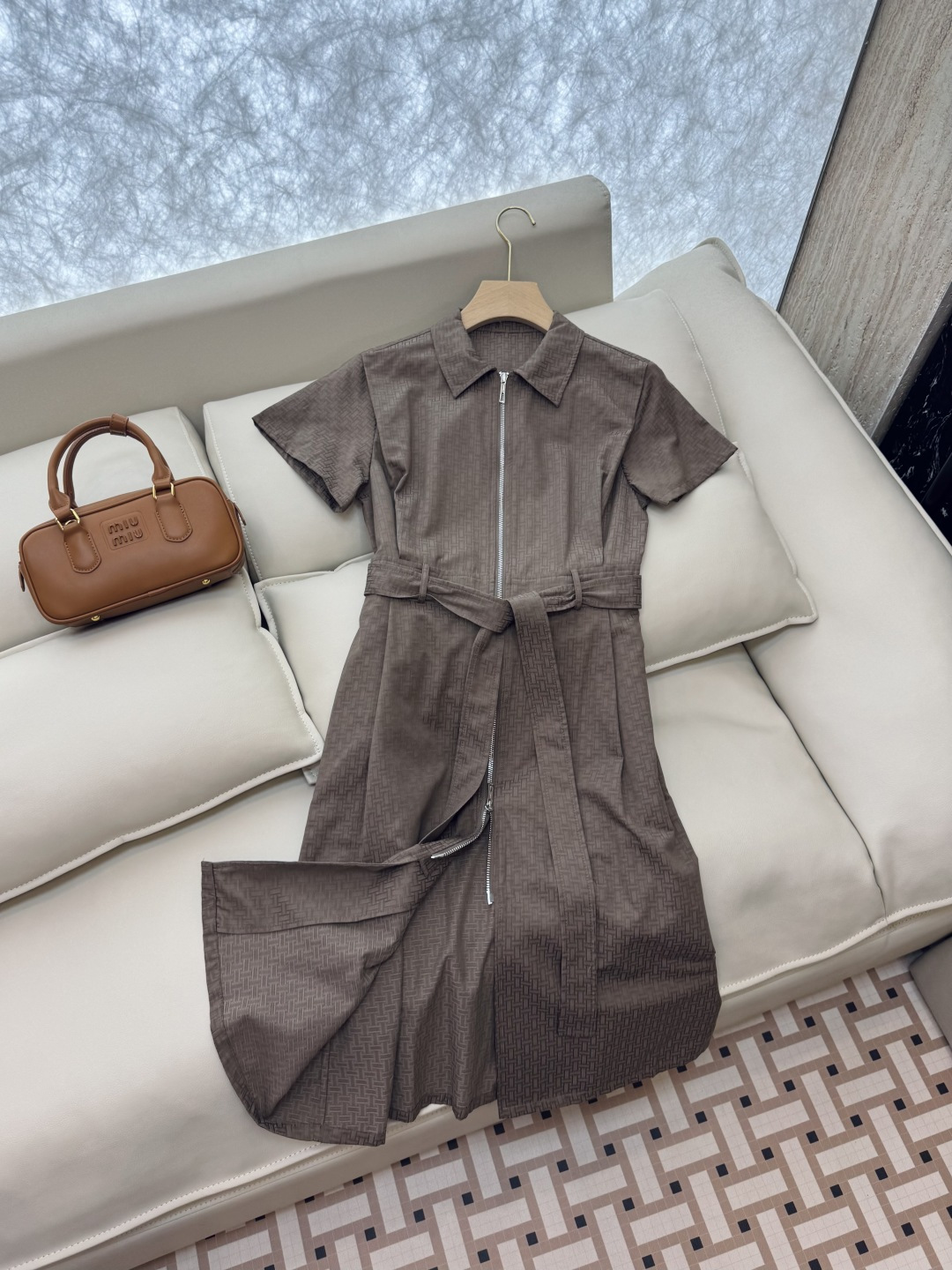 QGL003#新款连衣裙💕Hermes H家 爱马仕 H字母暗纹 短款拉链款 连衣裙 黑色 燕麦咖色 白