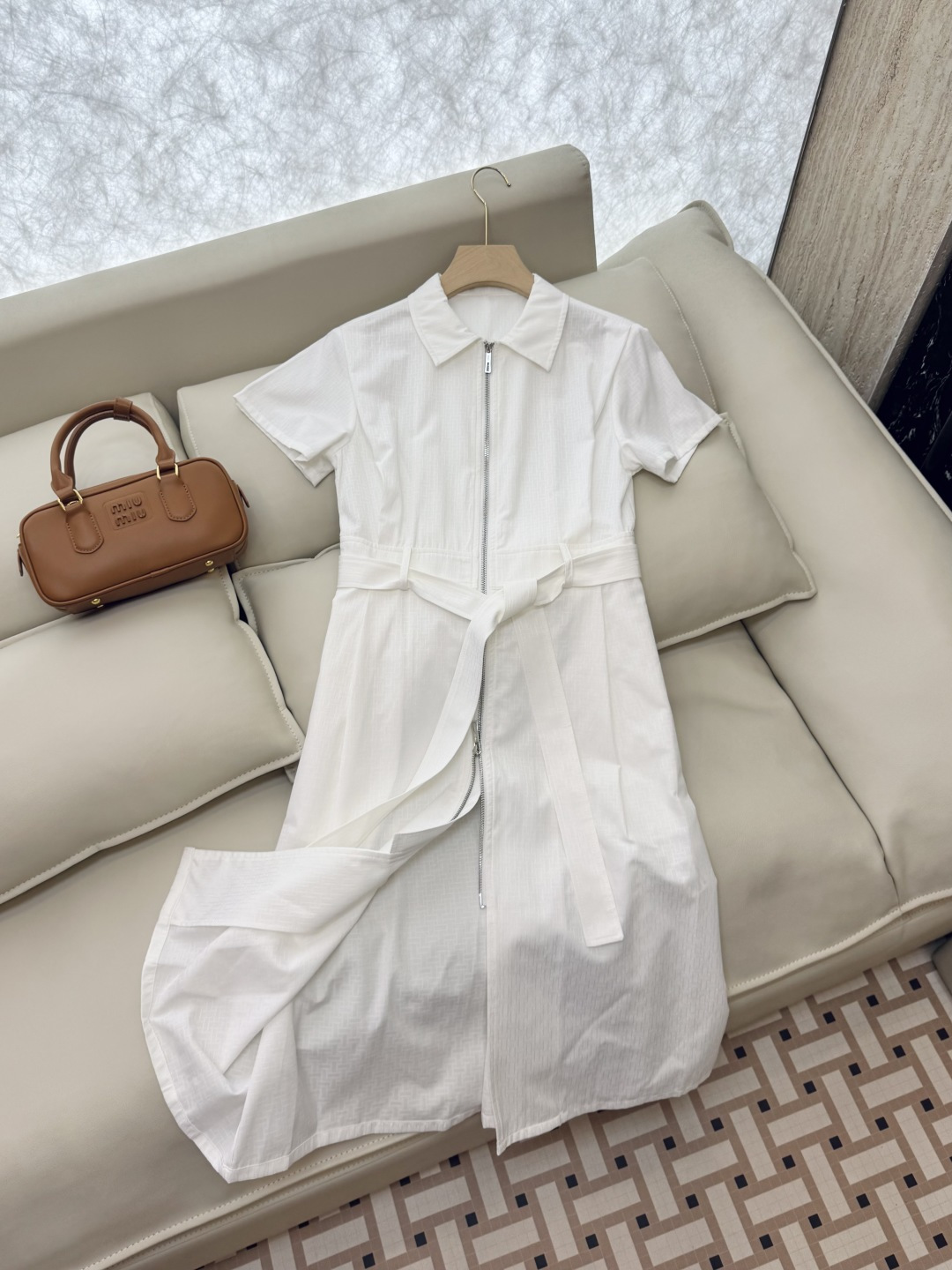 QGL003#新款连衣裙💕Hermes H家 爱马仕 H字母暗纹 短款拉链款 连衣裙 黑色 燕麦咖色 白