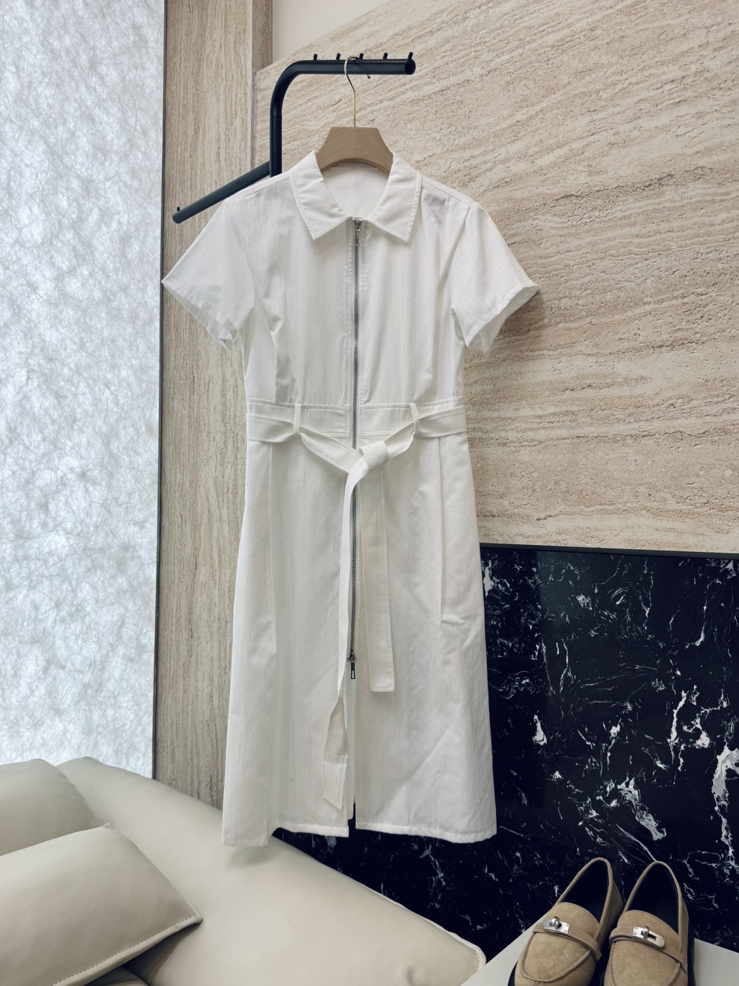 NO:733461,QGL003# New Dress Hermes H Home Hermes H Letter Dark Pattern Short Zipper Dress Black Oatmeal Brown White 36/38/40,,hermes,hermes,skirts,19860909QGL003#新款连衣裙 Hermes H家 爱马仕 H字母暗纹 短款拉链款 连衣裙 黑色 燕麦咖色 白色 36/38/40,,hermes,hermes,skirts,,Women's clothing