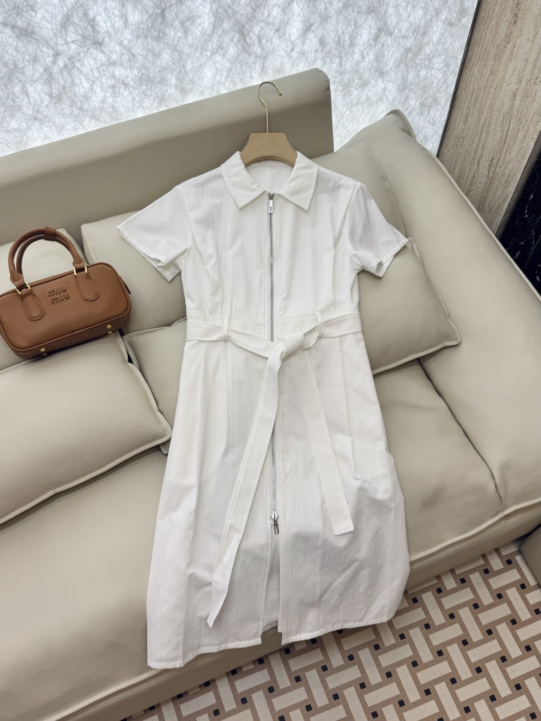 QGL003#新款连衣裙💕Hermes H家 爱马仕 H字母暗纹 短款拉链款 连衣裙 黑色 燕麦咖色 白