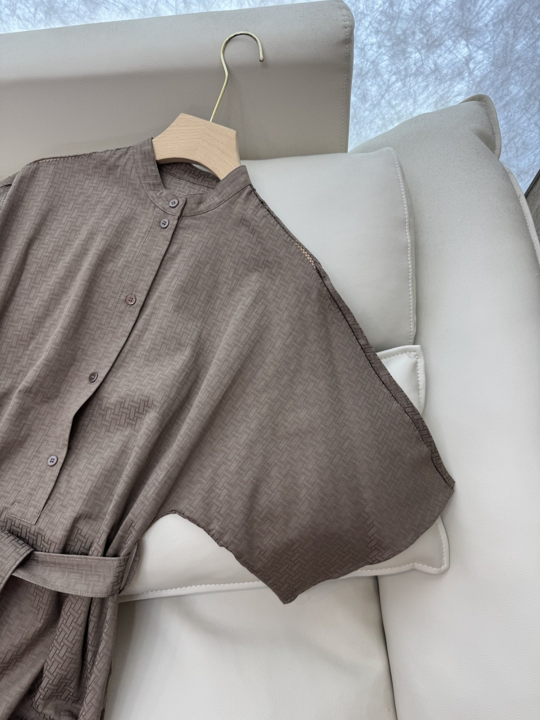 QGL004#新款连衣裙💕Hermes H家 爱马仕 H字母暗纹 短款宽松款连衣裙 黑色 燕麦咖色 白色