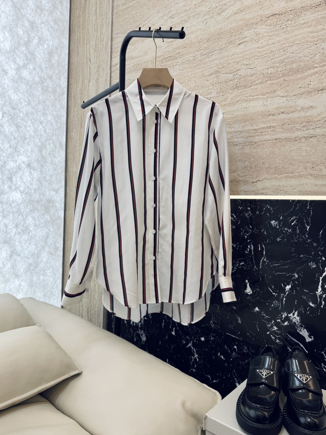 NO:956613,BS638# new shirt non-refundable, non-exchangeable, McQueen positioning print stripe 30 silk cotton long-sleeved shirt SMLXL,,alexander mcqueen,shirts,real silk,19860909BS638#新款衬衫不退不换 麦昆 定位印花 条纹 30 真丝棉 长袖衬衫 SMLXL,,alexander mcqueen,shirts,real silk,,Women's clothing