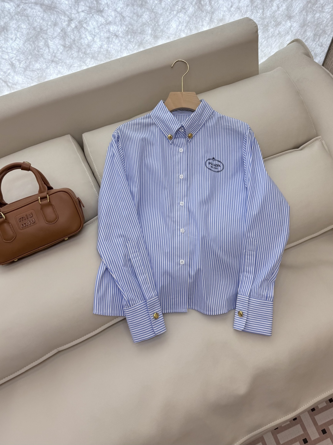 CY013#新款衬衫。PR 字母印花 金色扣 长袖衬衫 蓝色条纹 SML