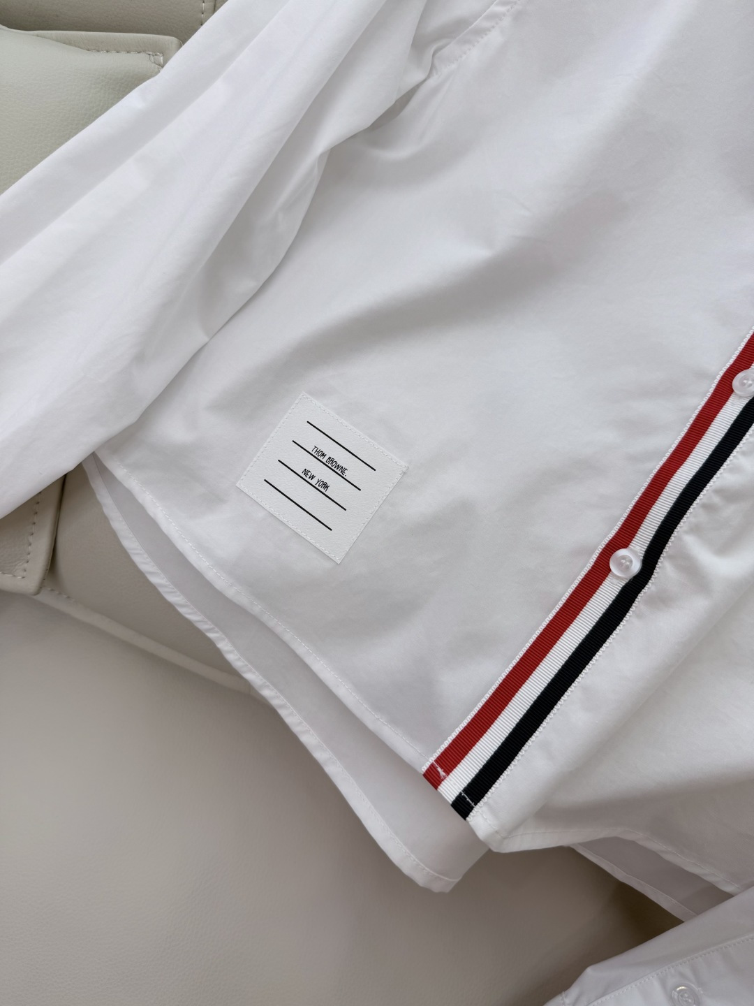 CY026#新款衬衫。TB 红黑白杠 极简风 长袖衬衫 白色 SML