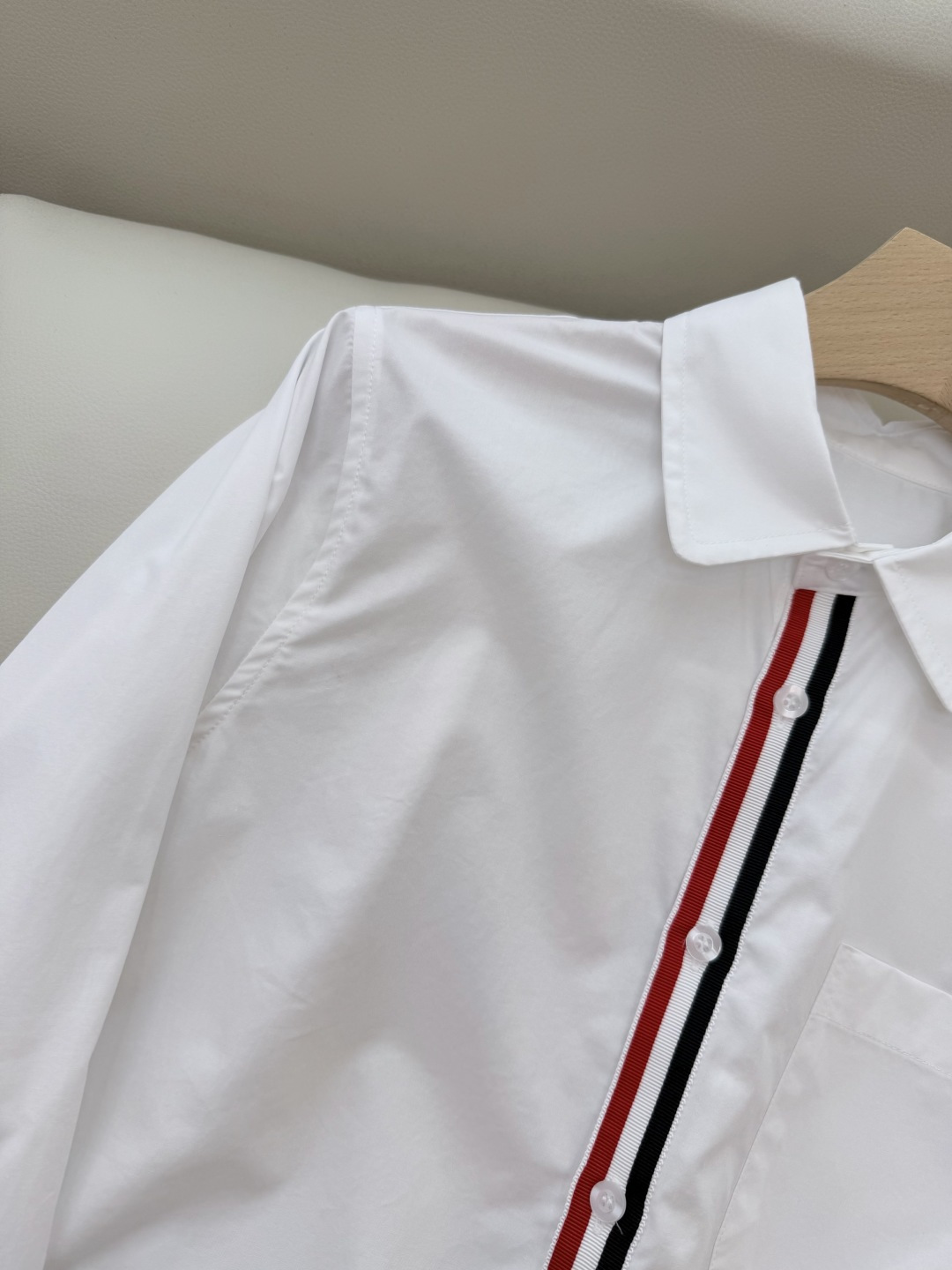 CY026#新款衬衫。TB 红黑白杠 极简风 长袖衬衫 白色 SML