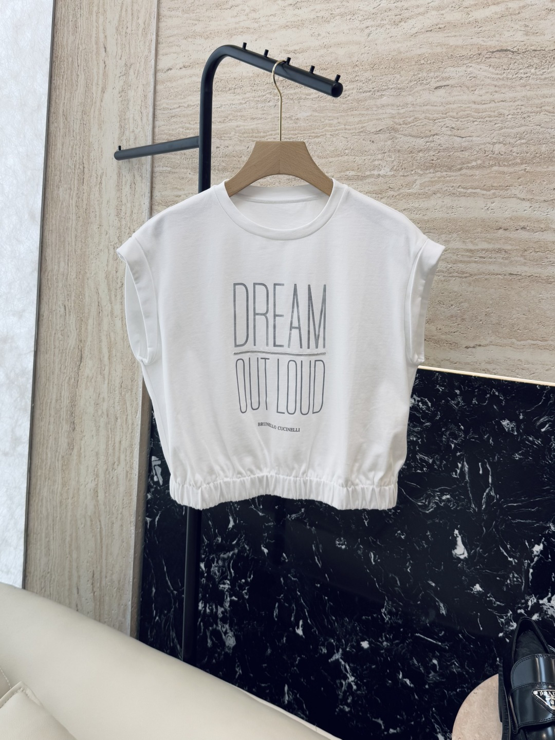 NO:429958,LZ08# BC letter chain boutique cotton sleeveless short loose T-shirt black white SML,,tees, t-shirt,alexander wang19860909LZ08# BC 字母链条 精品棉 无袖 短款宽松T恤 黑色 白色 SML,,tees，t-shirt,alexander wang,Women's clothing