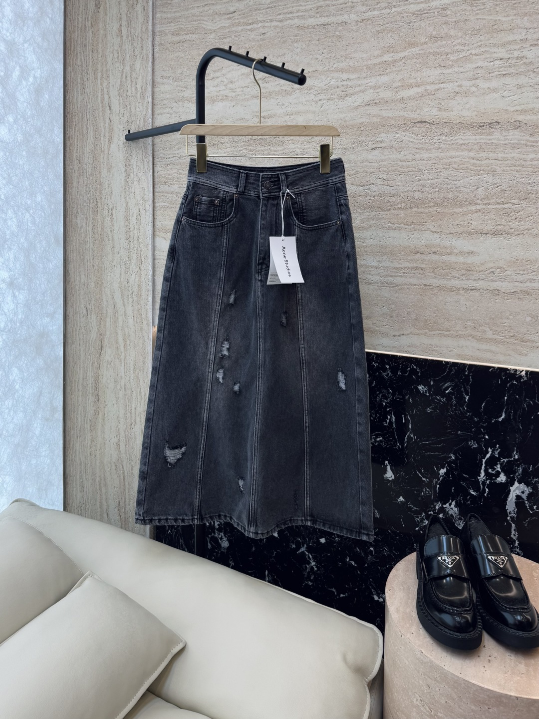 NO:717583,CK012# Clearance Special M/1 Acne Smoke Gray Distressed Denim Skirt,,acne studios,skirts,19860909CK012#清仓特 M/1 Acne 烟灰色 破洞做旧牛仔半裙,,acne studios,skirts,,Women's clothing